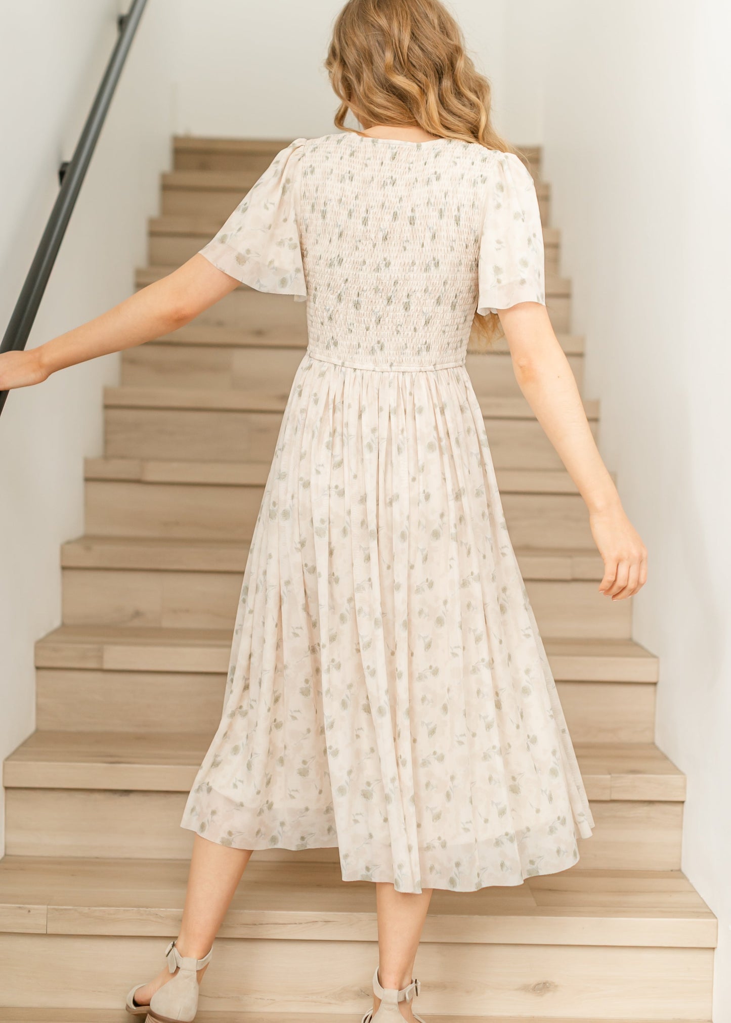 Abstract Floral Pleated Midi Dress
