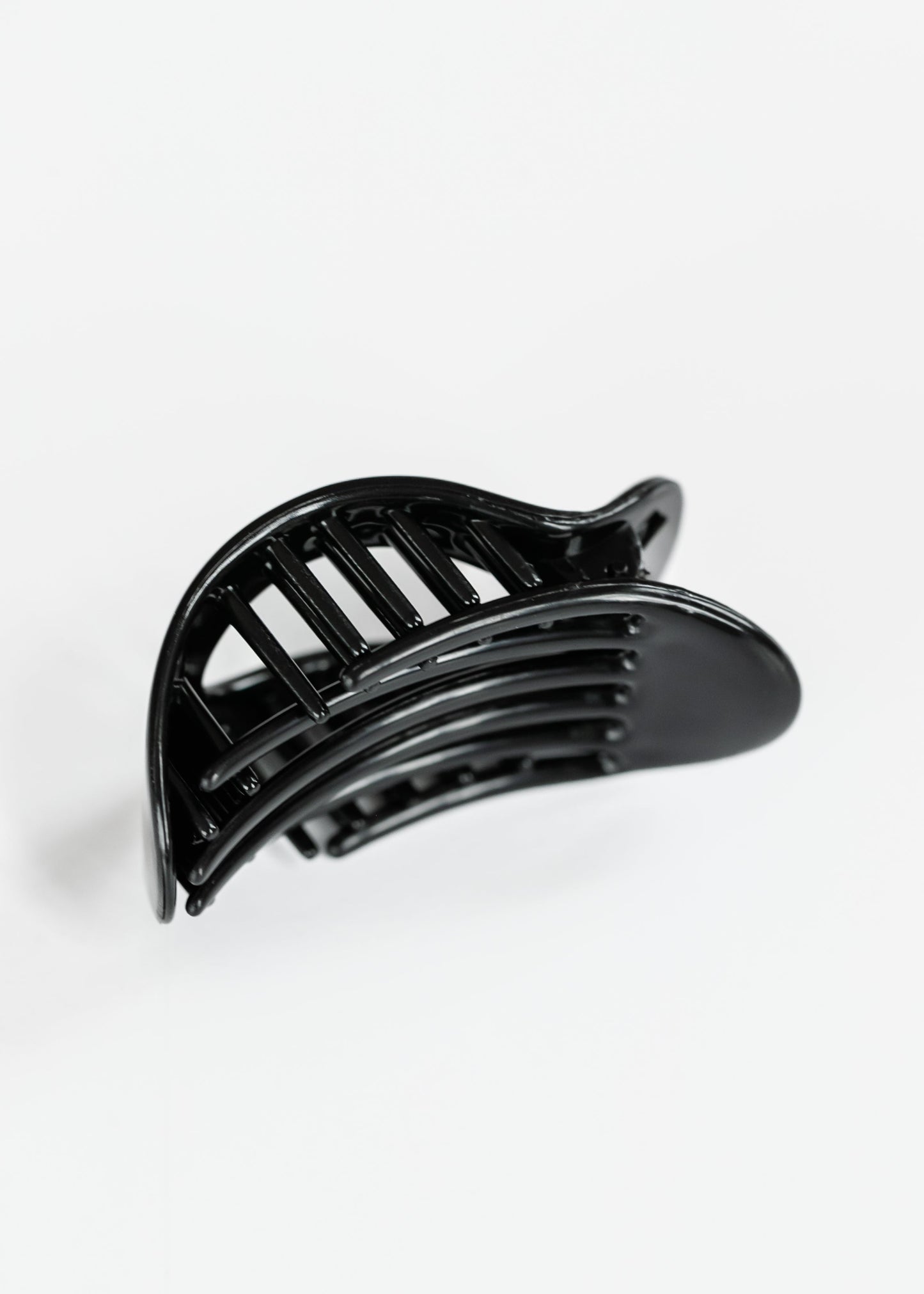 Kitsch™ Black Recycled Plastic Flat Cloud Clip