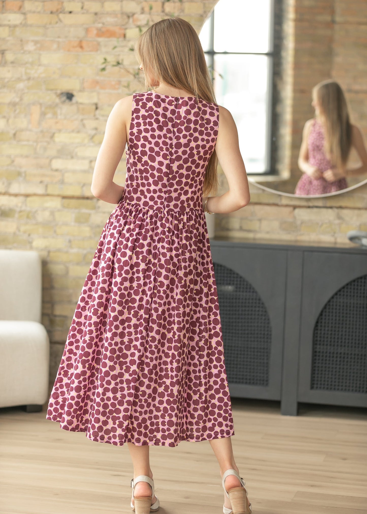 Boatneck Sleeveless  Midi Dress