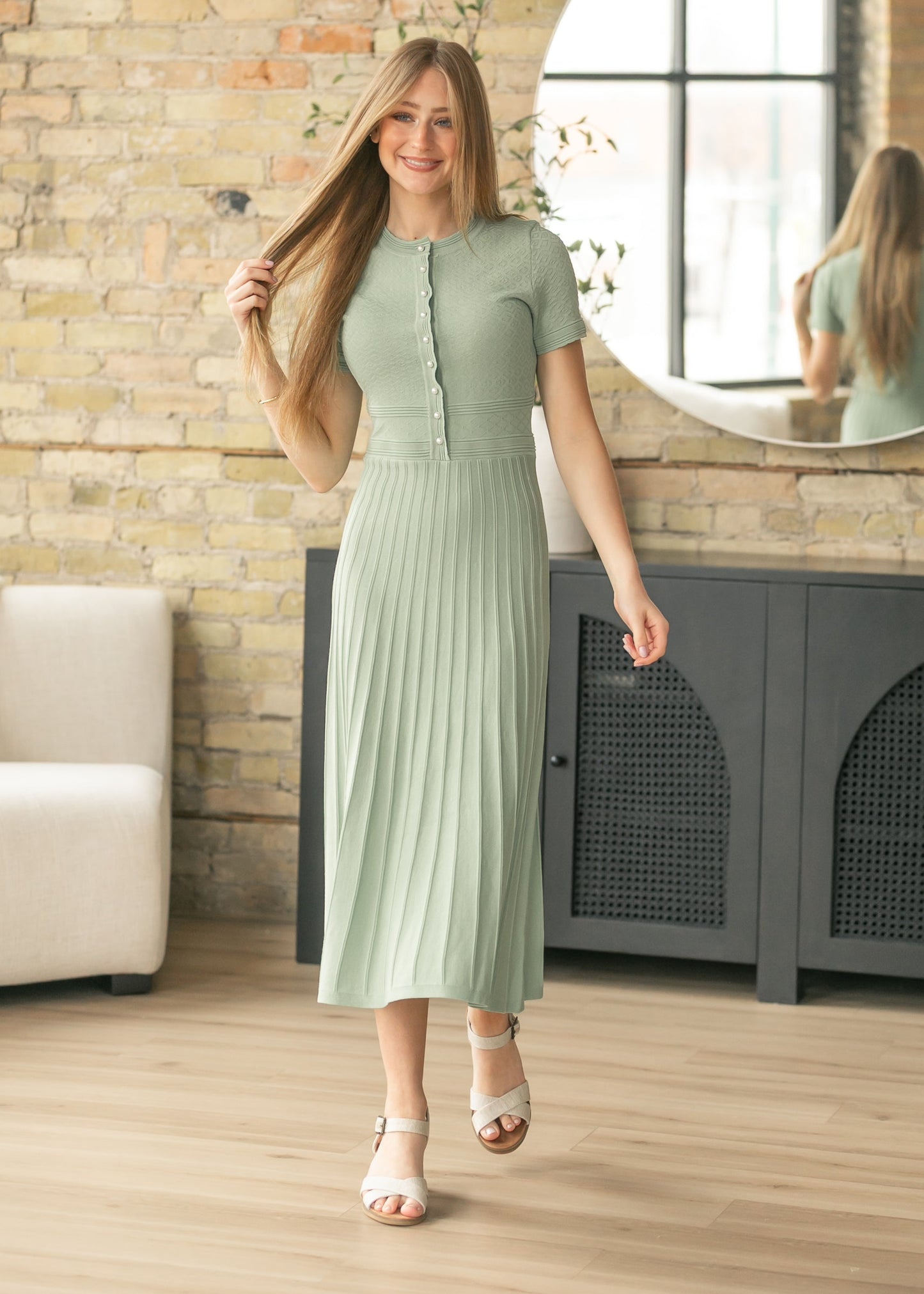 Pearl Button Detail Knit Maxi Dress