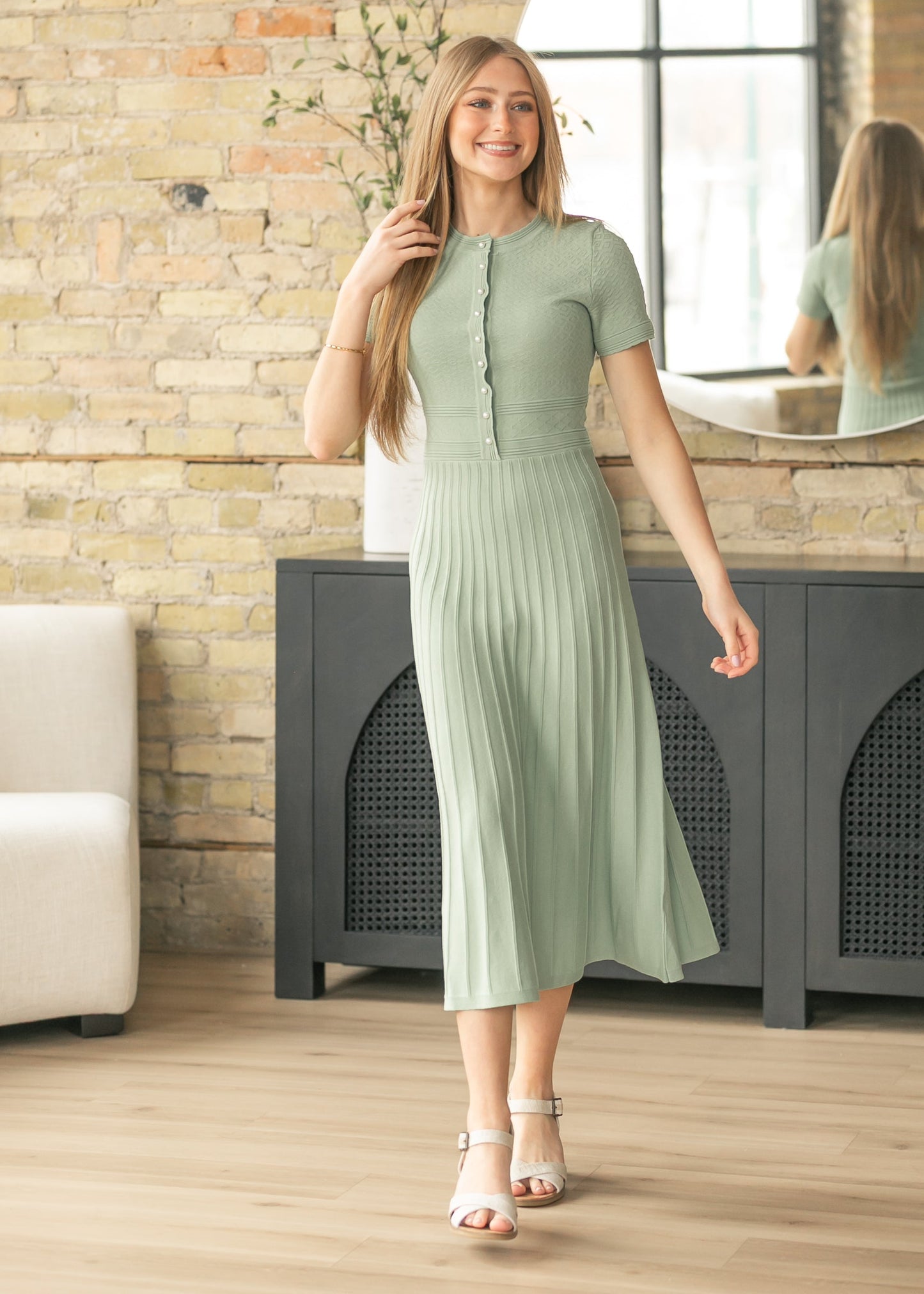 Pearl Button Detail Knit Maxi Dress