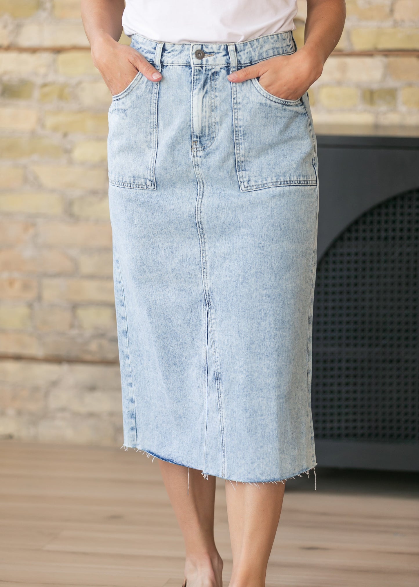 Square Pocket Denim Midi Skirt