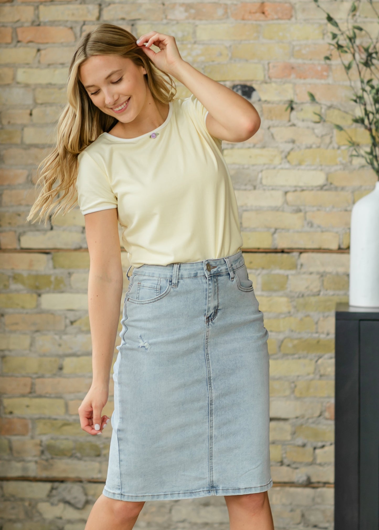 Ari Rosette Short Sleeve Tee - FINAL SALE