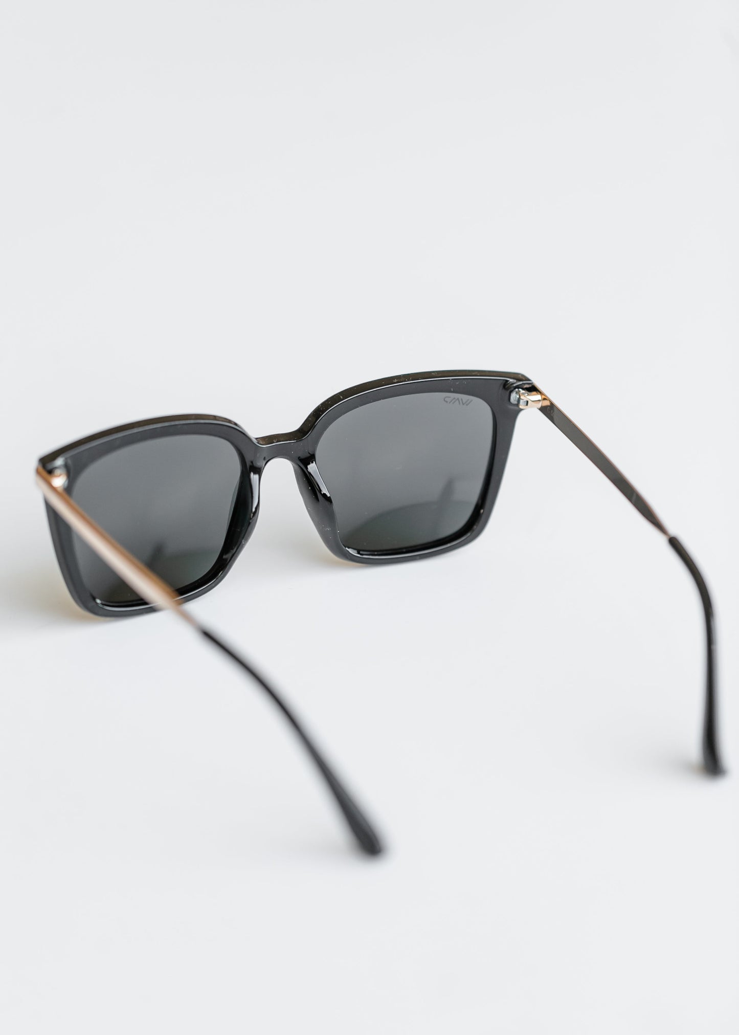 Black Square Frame Polarized Sunglasses