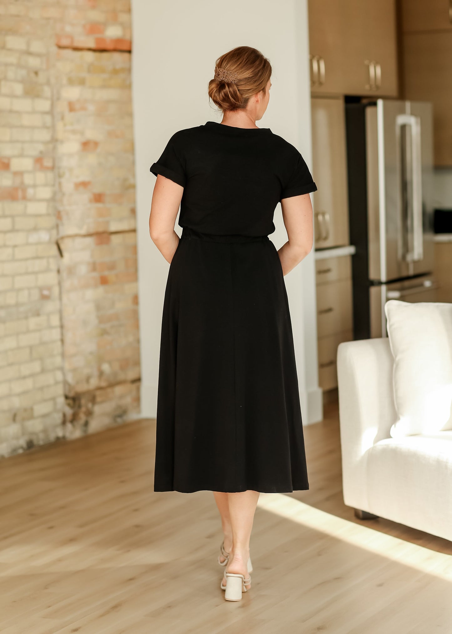 Casey Black Cap Sleeve Midi Dress