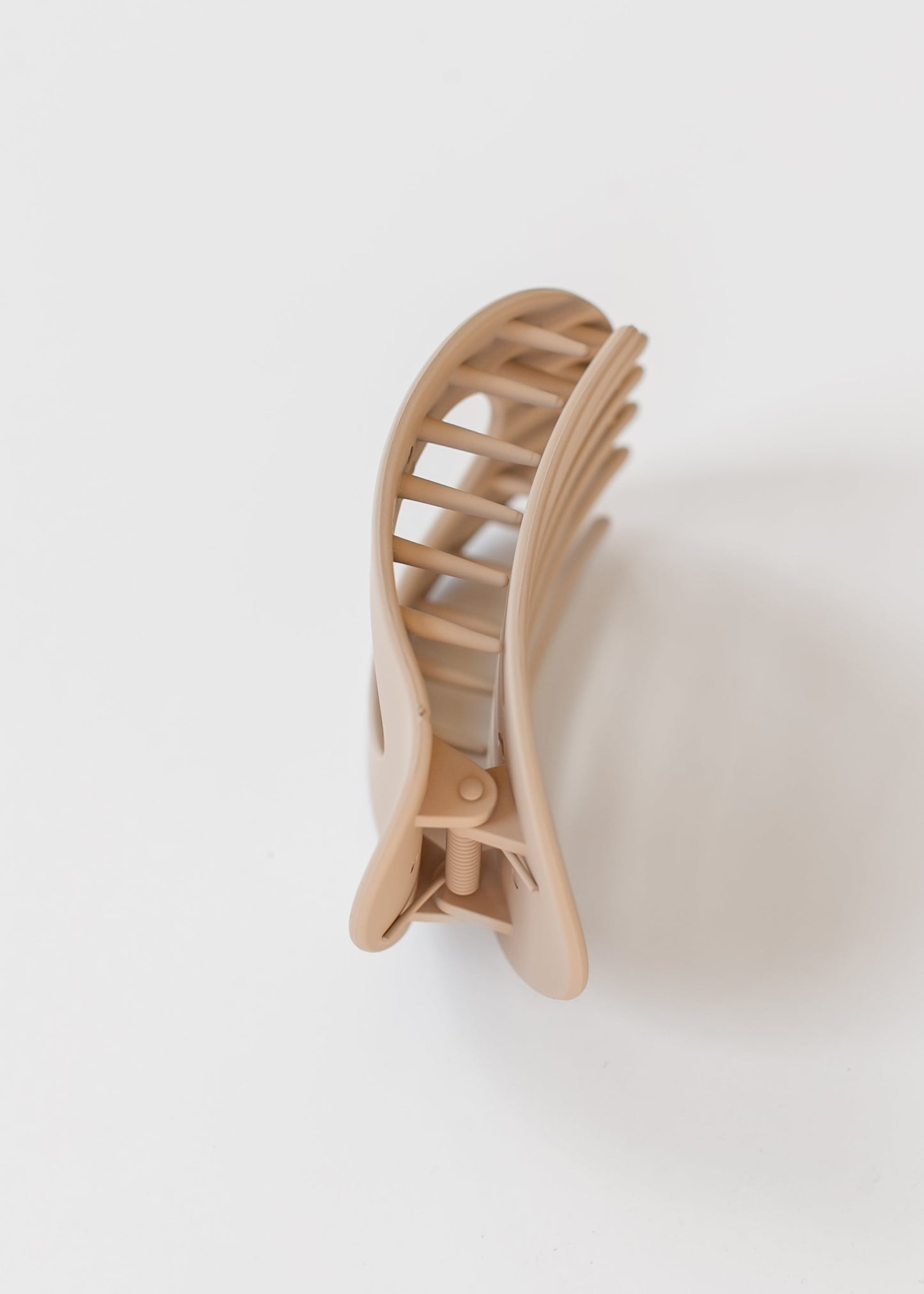 Circle Cutout Flat Claw Clip