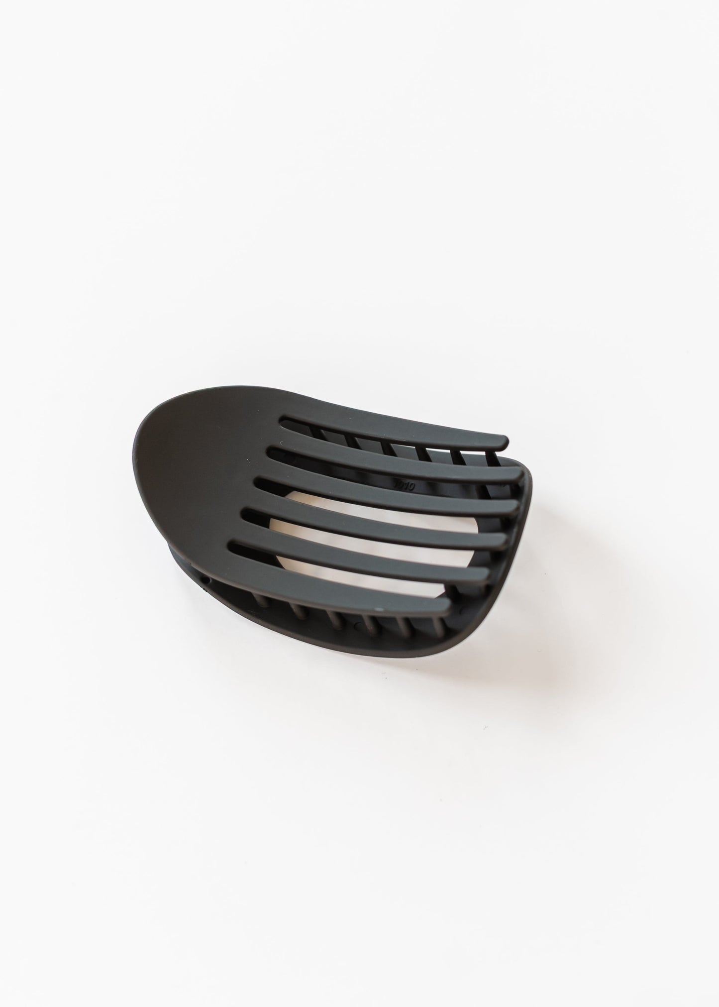 Circle Cutout Flat Claw Clip