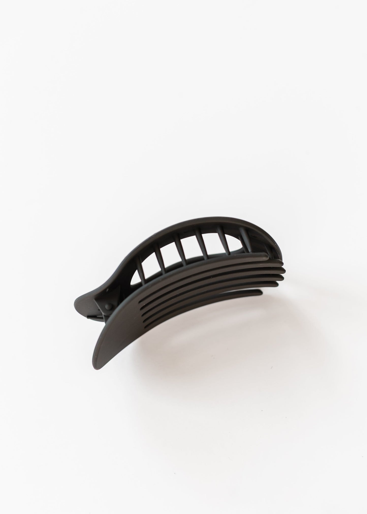 Circle Cutout Flat Claw Clip