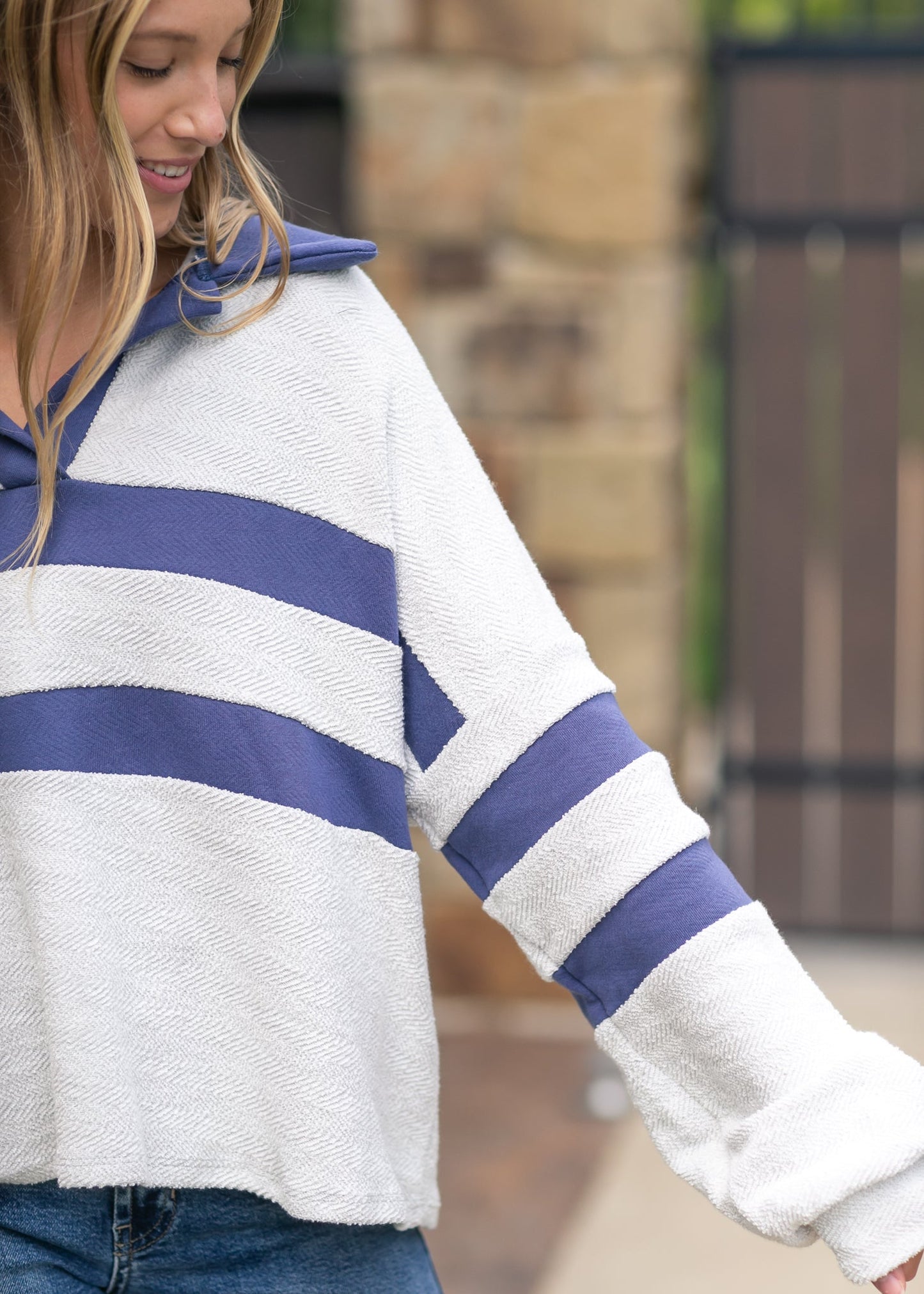 Collared Contrast Stripe Knit Top