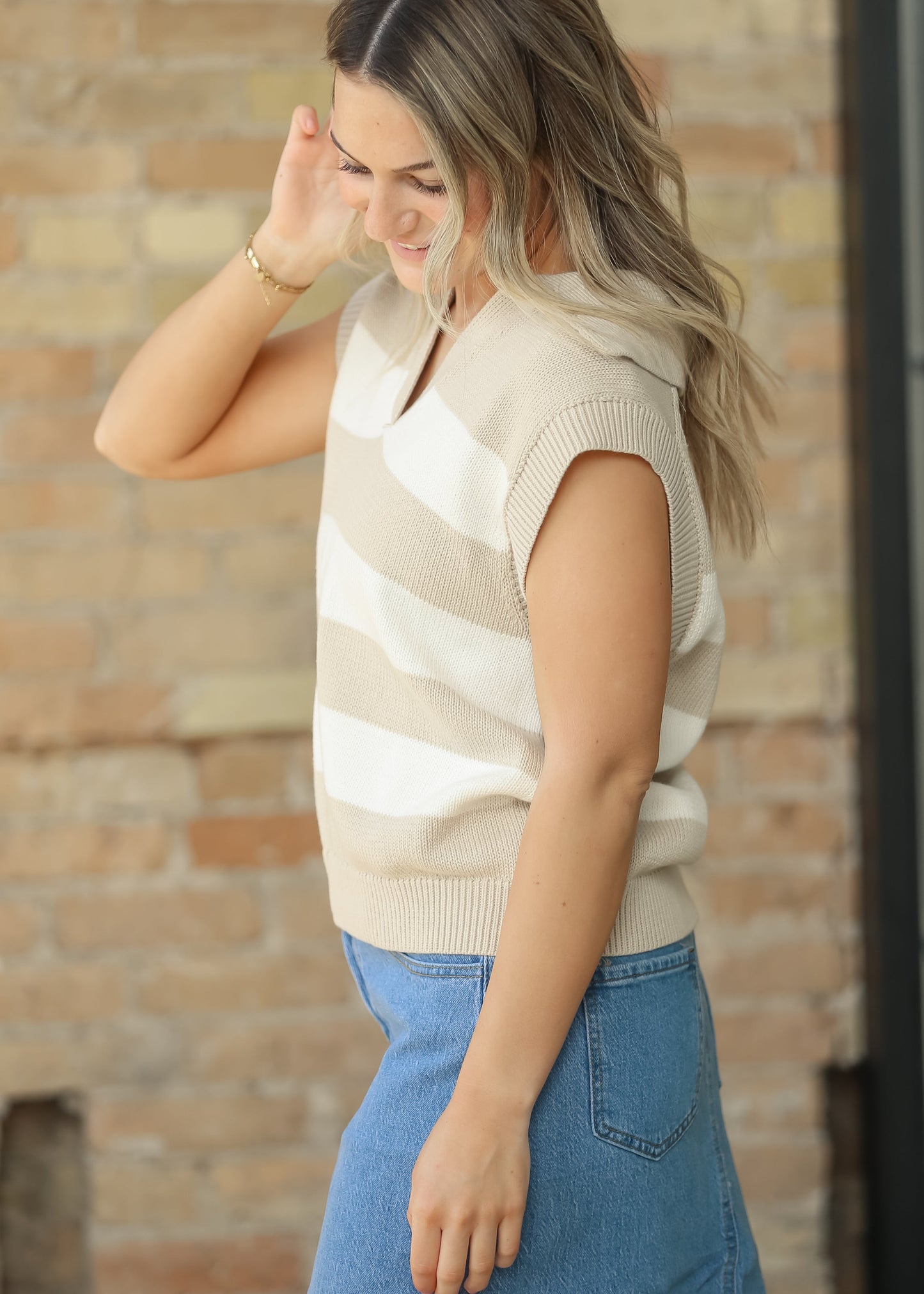 Collared Wide Stripe Knit Vest