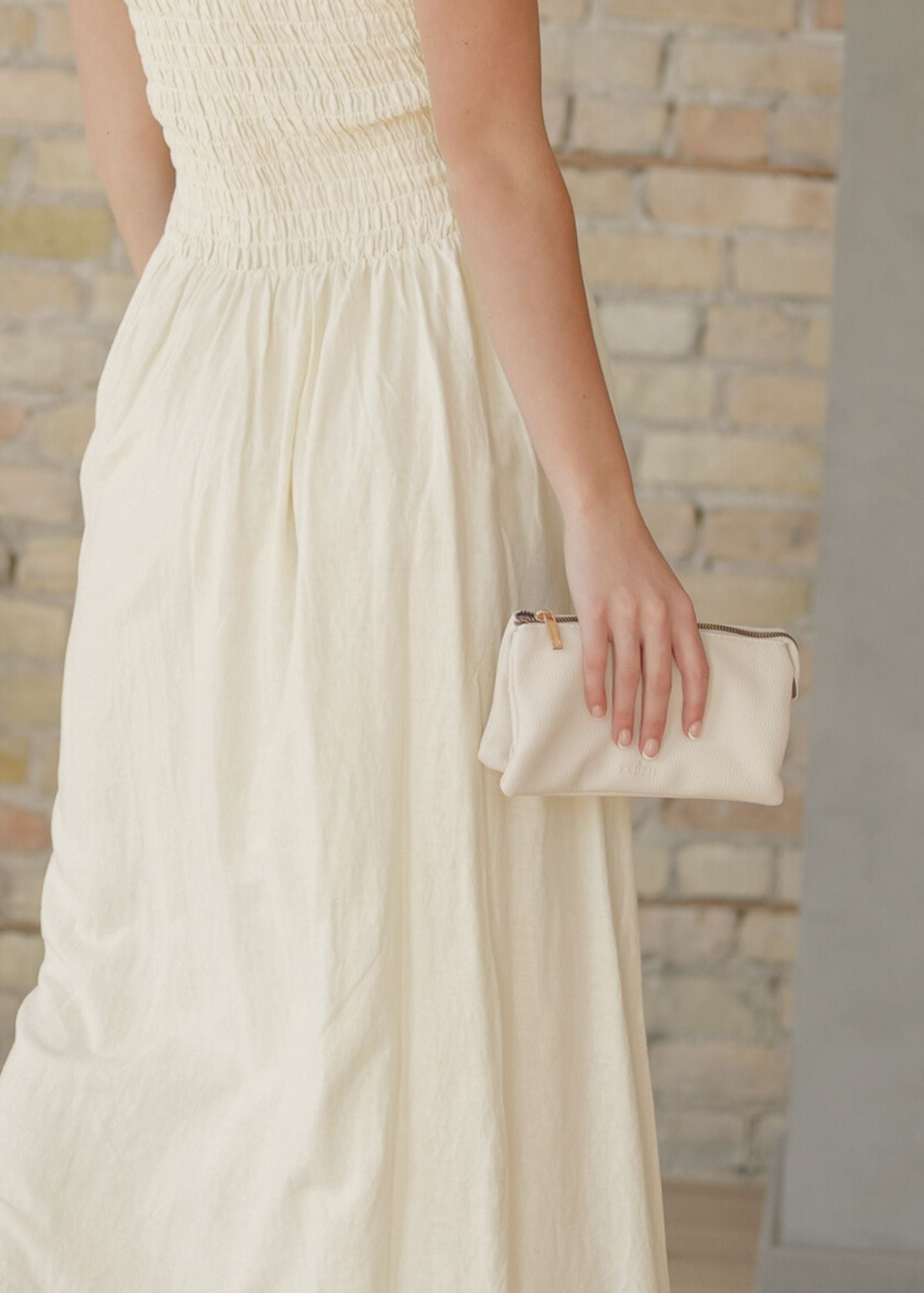 Eclipse Convertible Wallet Crossbody