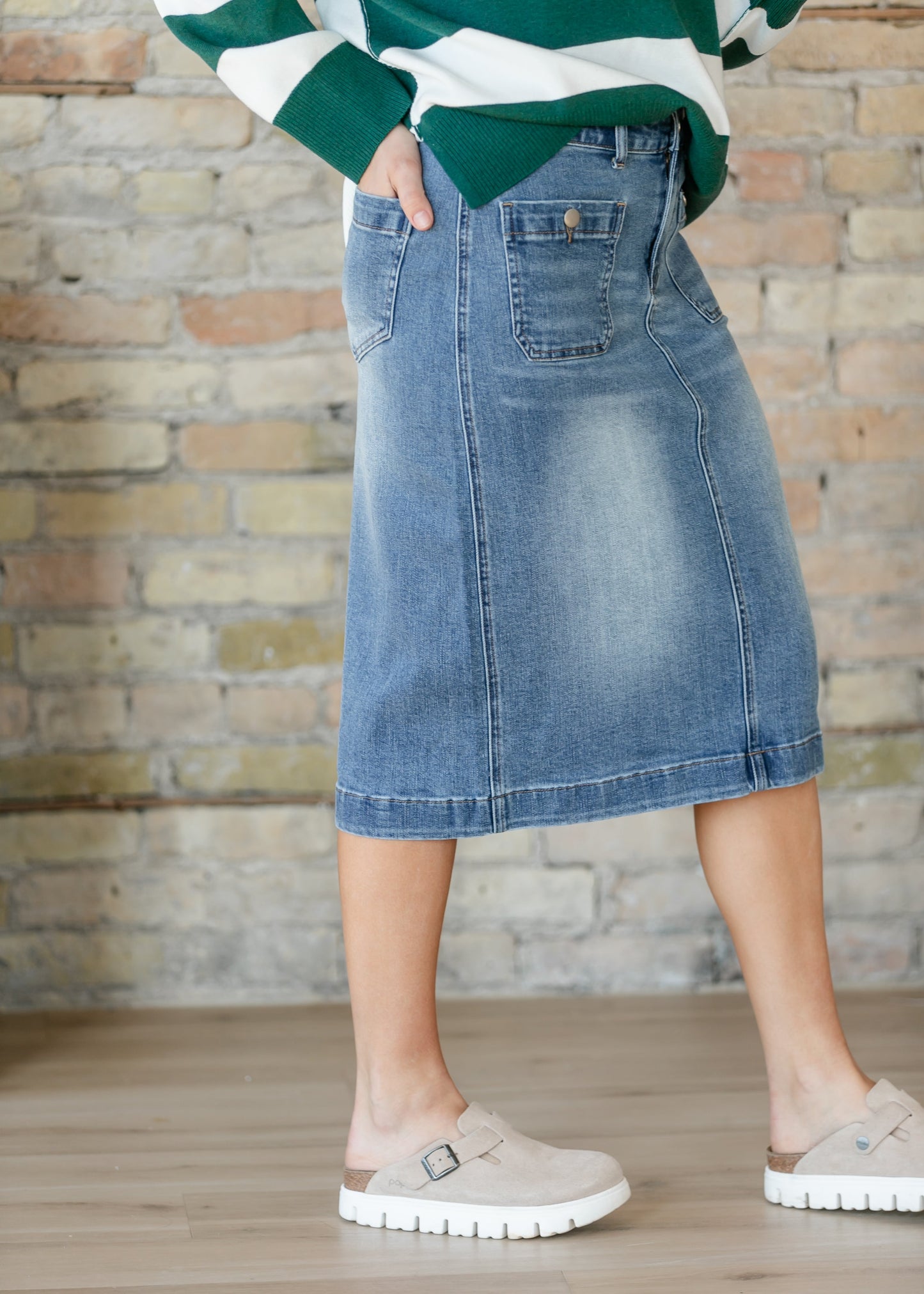Elin Front Pocket Midi Skirt