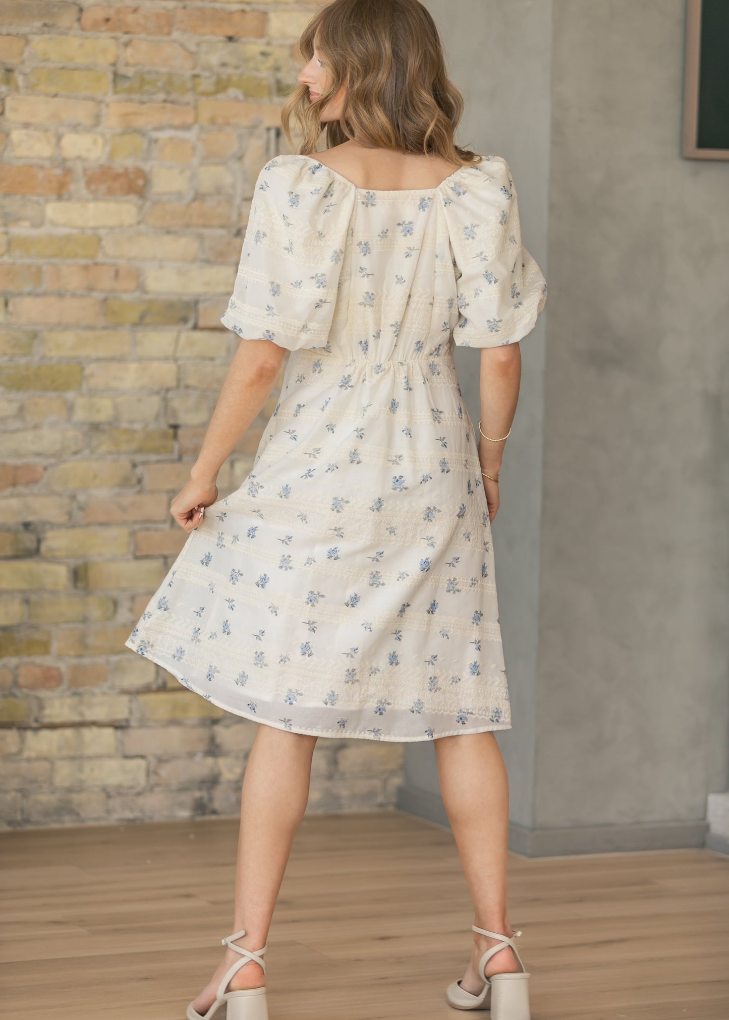 Embroidered Texture V-Neck Midi Dress