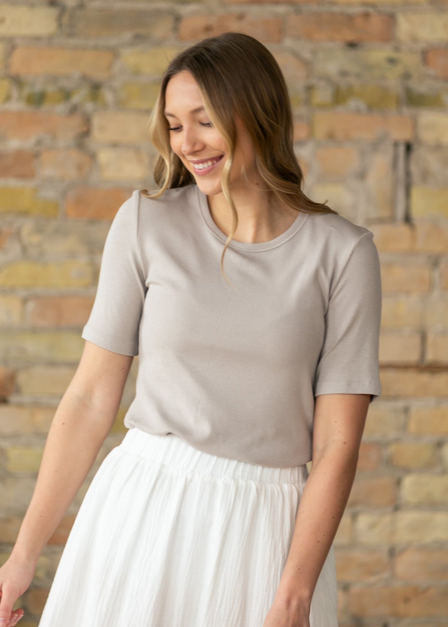 Essential Taupe Ribbed Half Sleeve Tee