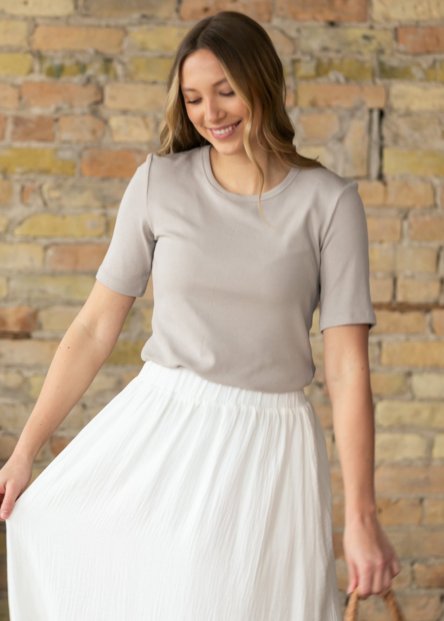 Essential Taupe Ribbed Half Sleeve Tee