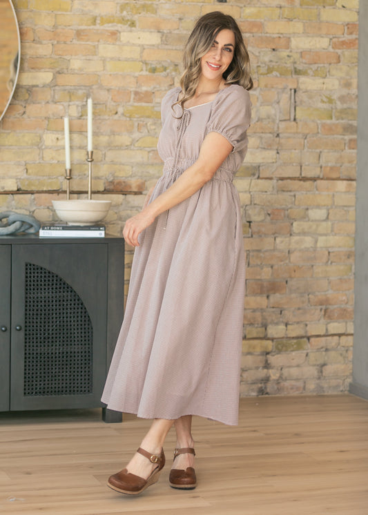 Gingham Sweetheart Neck Maxi Dress