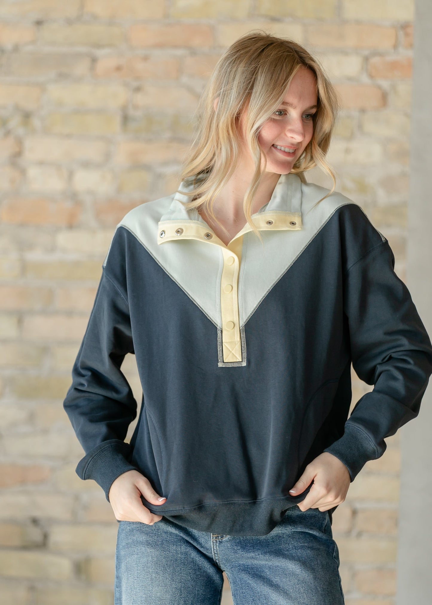 Half Snap Long Sleeve Pullover