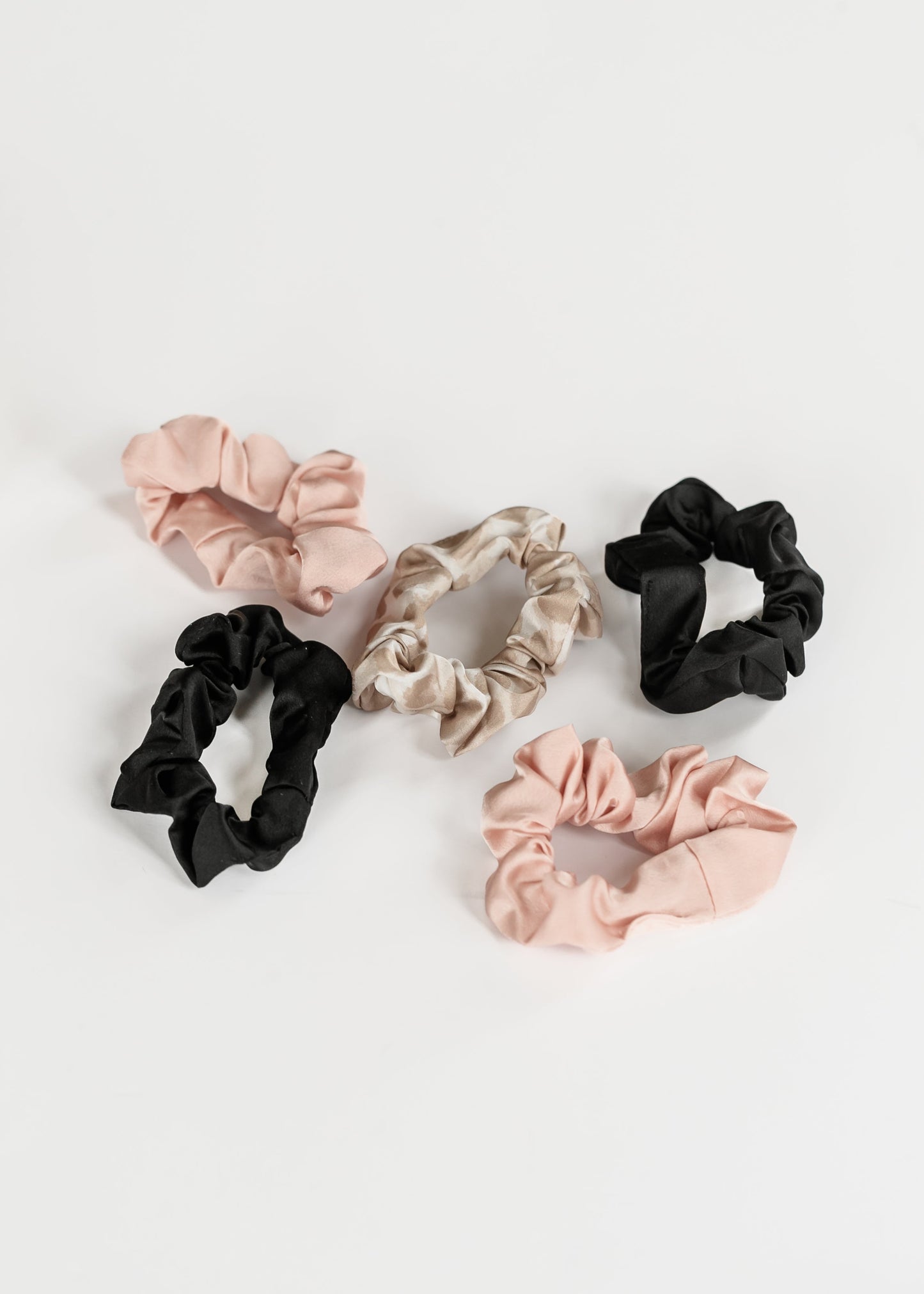 Kitsch™ Assorted Satin Sleep Scrunchies Set