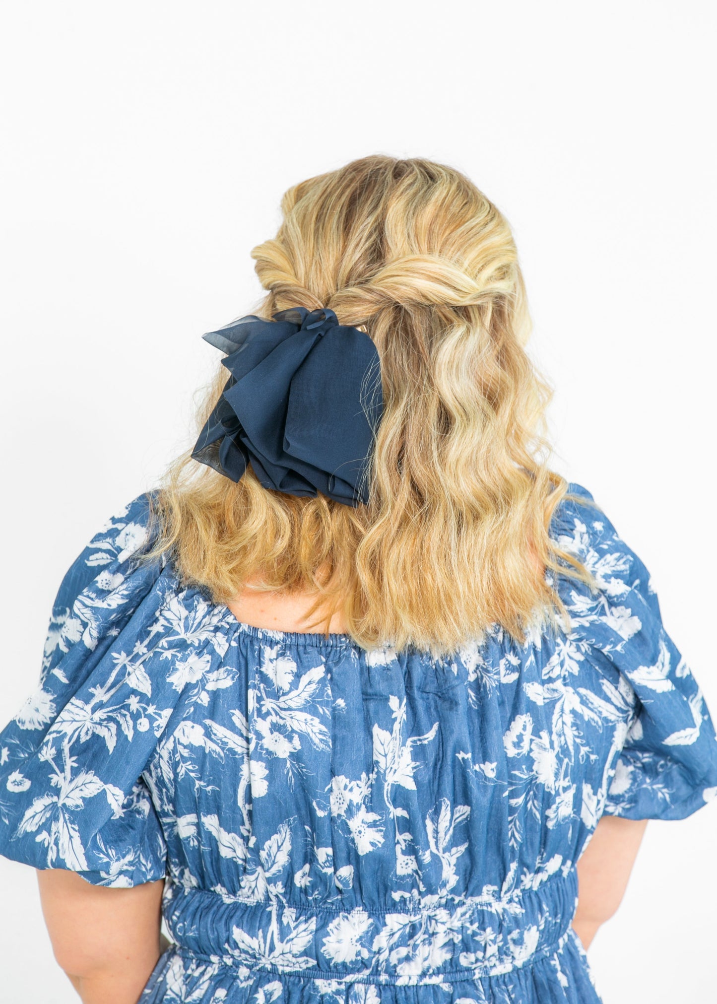 KITSCH™ Chiffon Bow Hair Clip