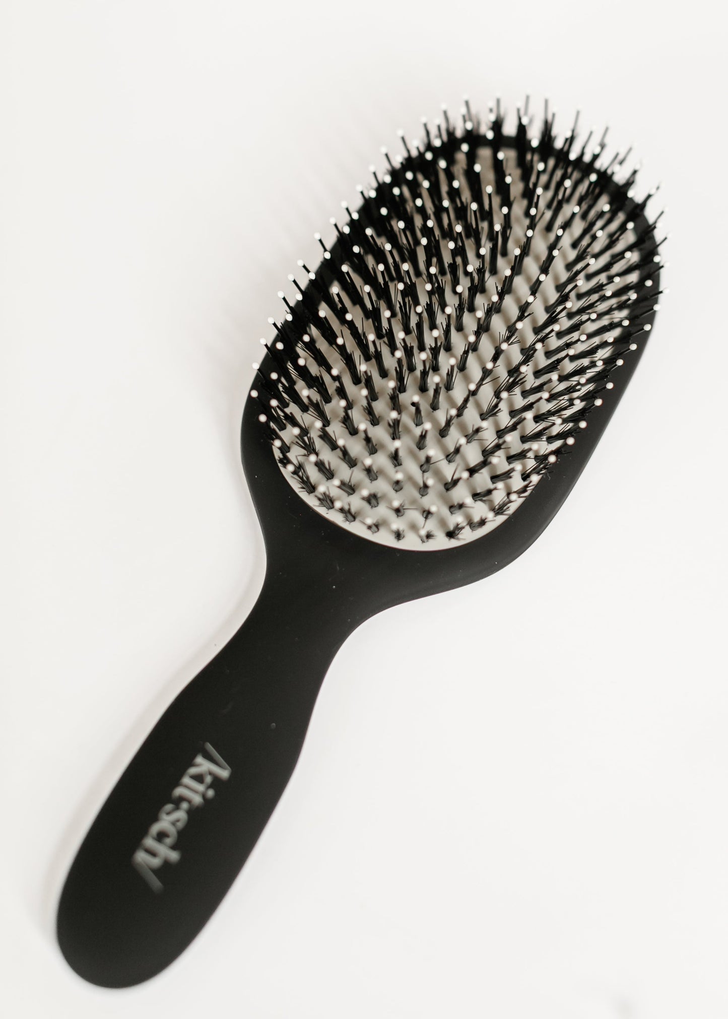 Kitsch™ Smooth & Polish Brush