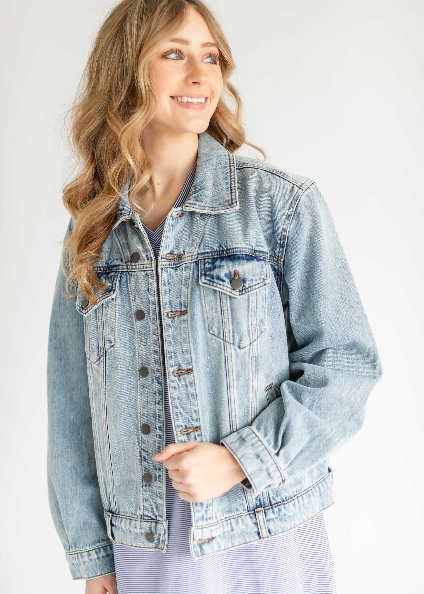 Kut from the Kloth® Emmy Light Wash Oversized Denim Jacket - FINAL SALE