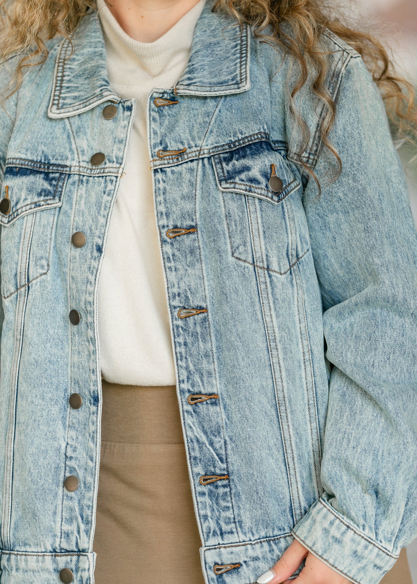 Kut from the Kloth® Emmy Light Wash Oversized Denim Jacket - FINAL SALE