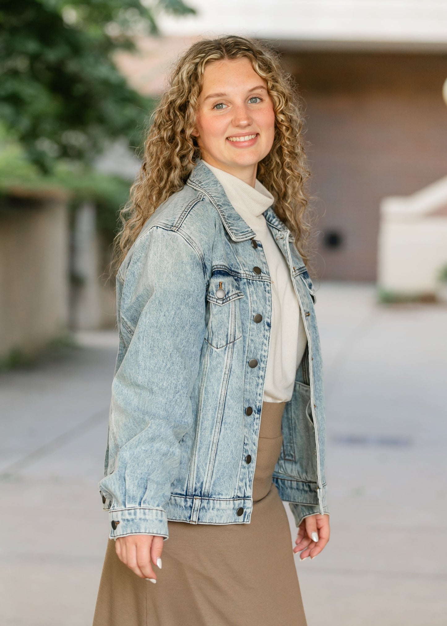 Kut from the Kloth® Emmy Light Wash Oversized Denim Jacket - FINAL SALE