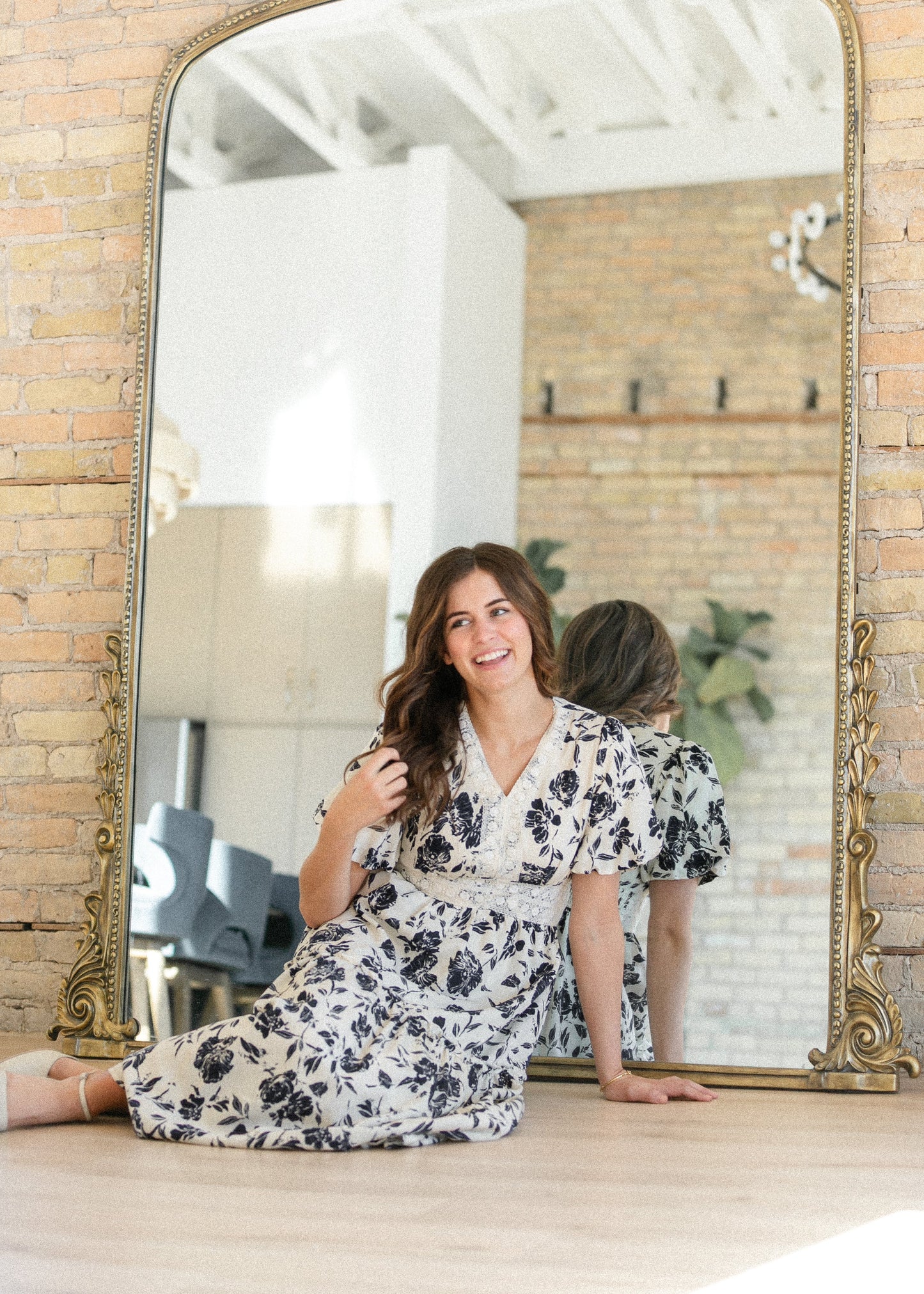 Lace Detail V-Neck Maxi Dress