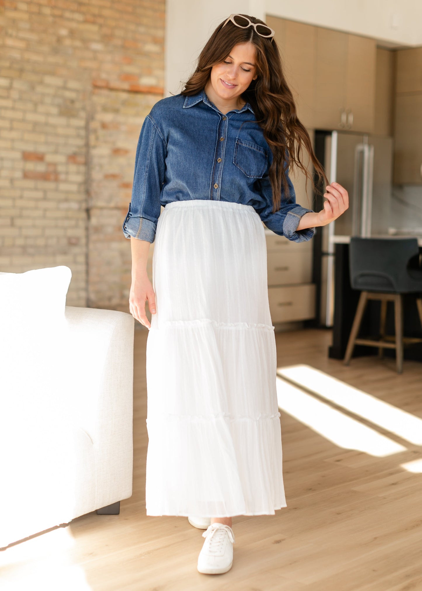 Kut from the Kloth® Leighton Linen Blend Denim Long Sleeve Top - FINAL SALE