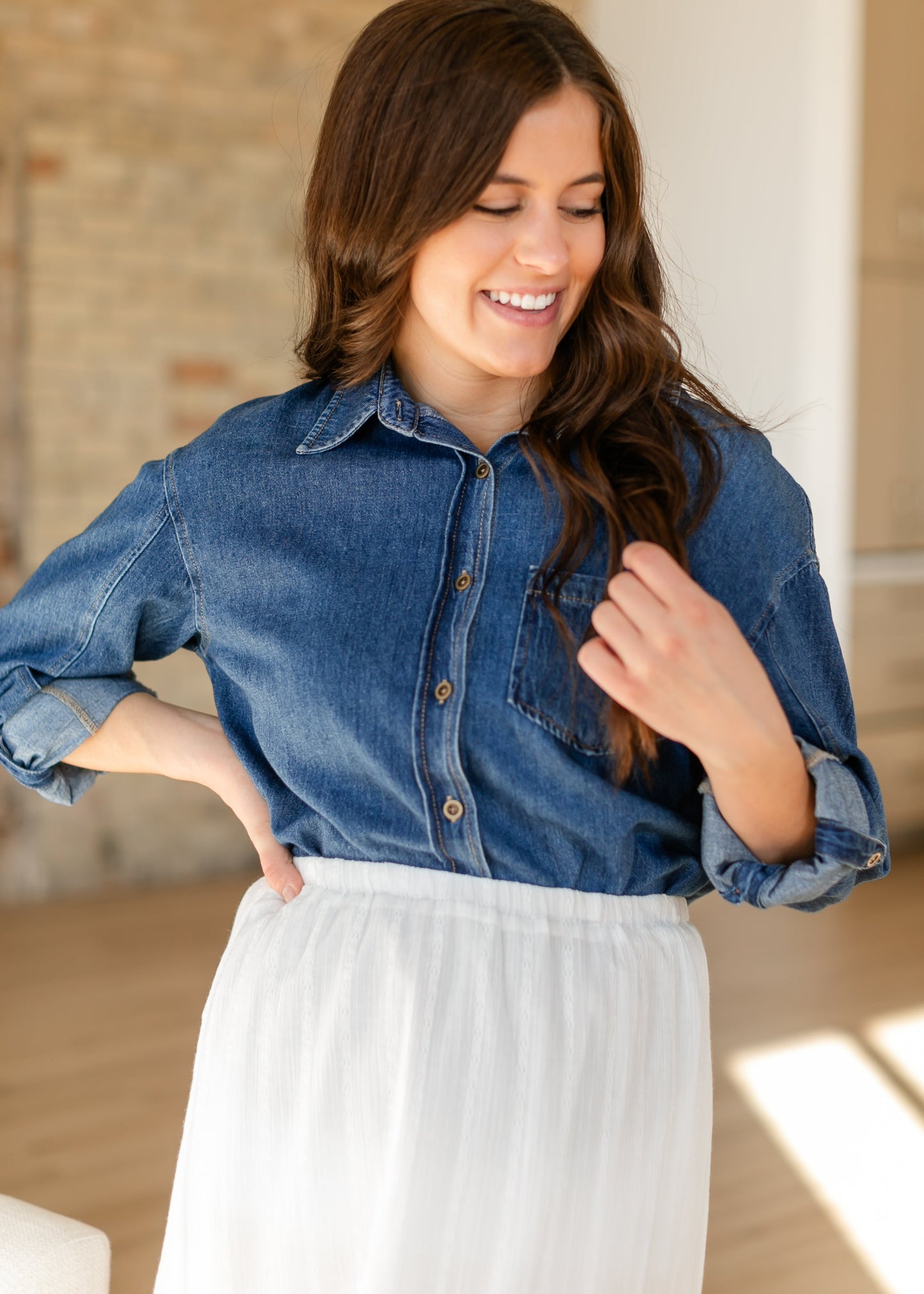 Kut from the Kloth® Leighton Linen Blend Denim Long Sleeve Top - FINAL SALE
