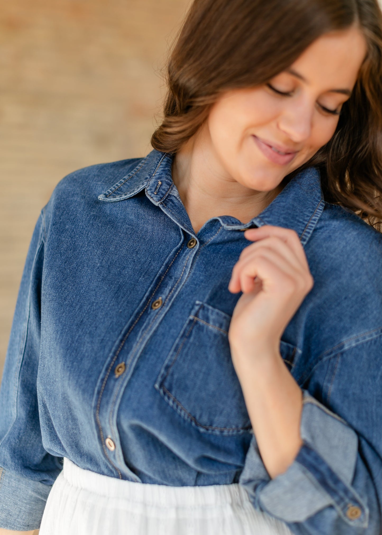 Kut from the Kloth® Leighton Linen Blend Denim Long Sleeve Top - FINAL SALE