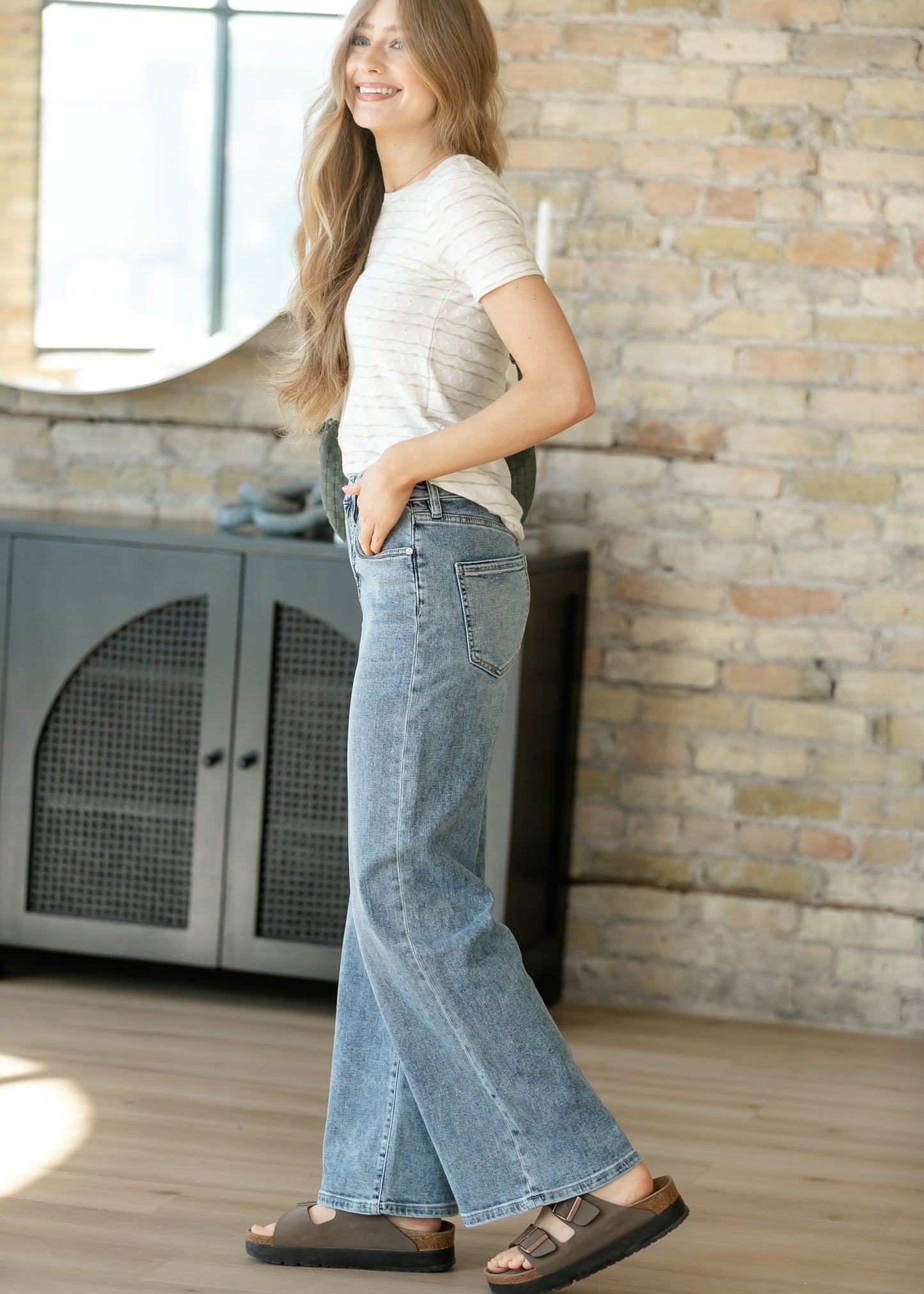 Liverpool Los Angeles® Stride Wide Leg Jeans
