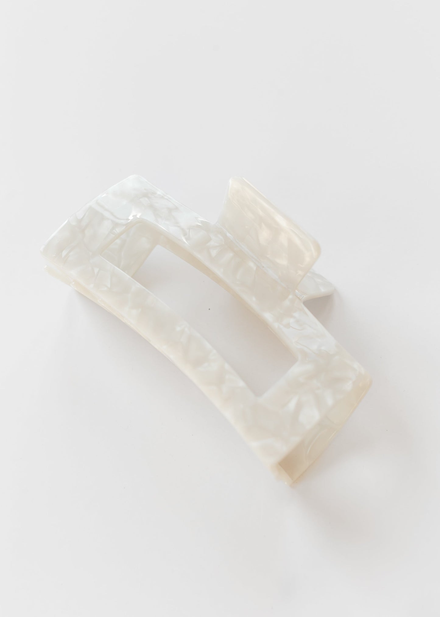 Pixie Woo Marshmallow Extra Large Claw Clip