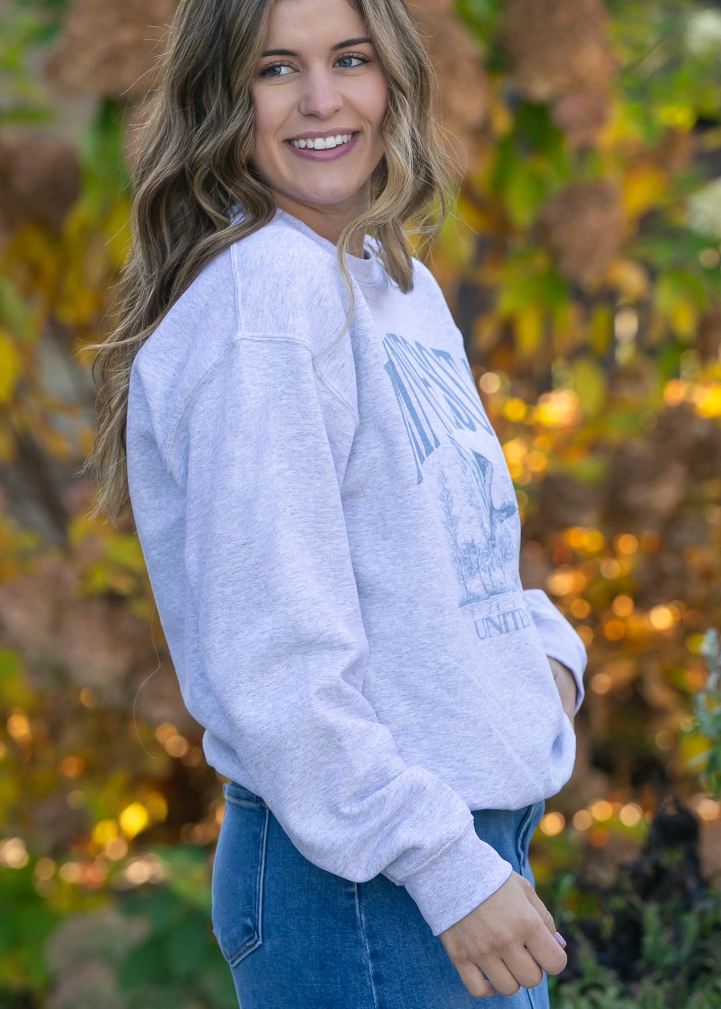 Oversized Minnesota Graphic Sweatshirt