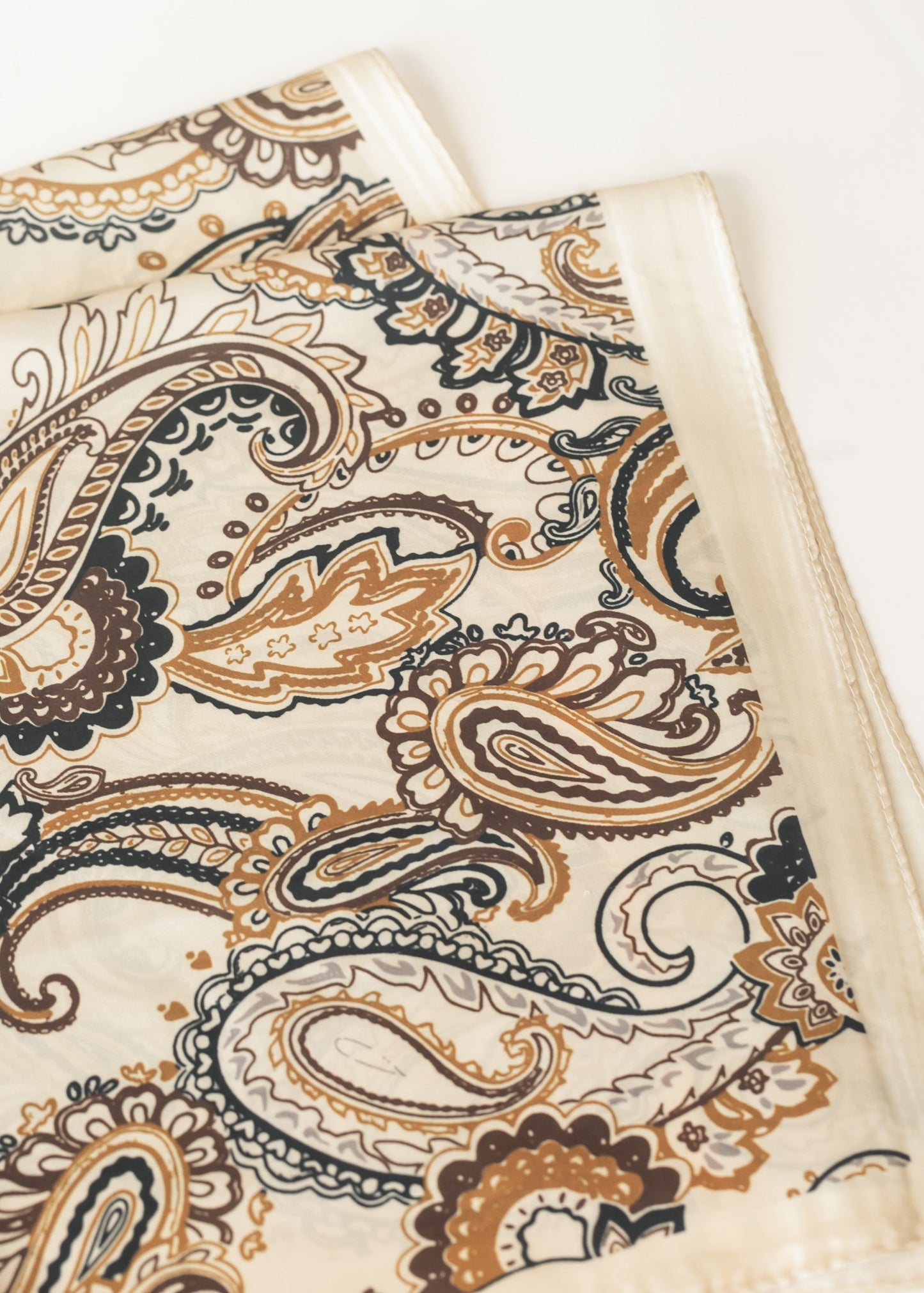 Paisley Printed Silky Bandana