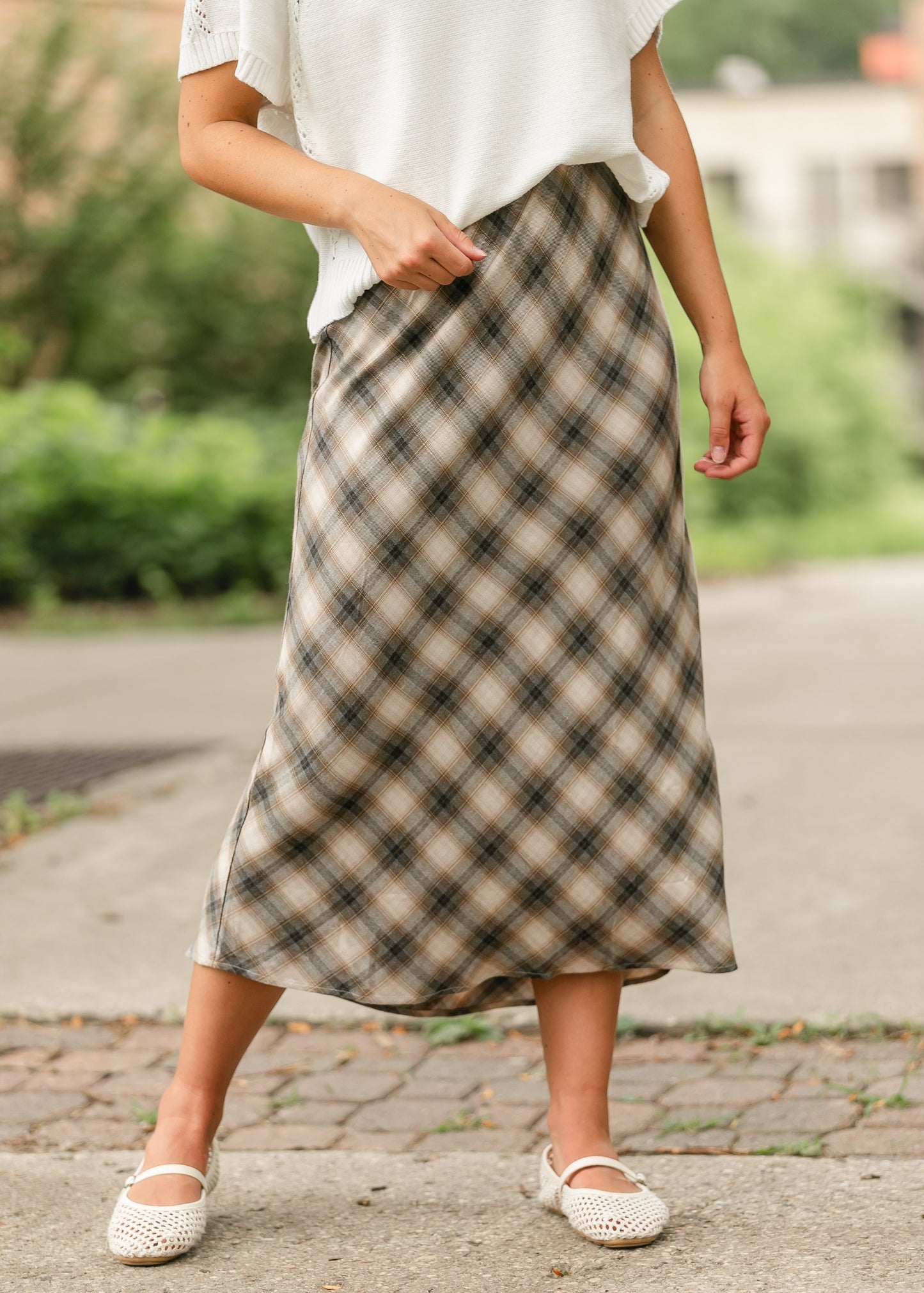 Plaid Print Flowy Midi Skirt