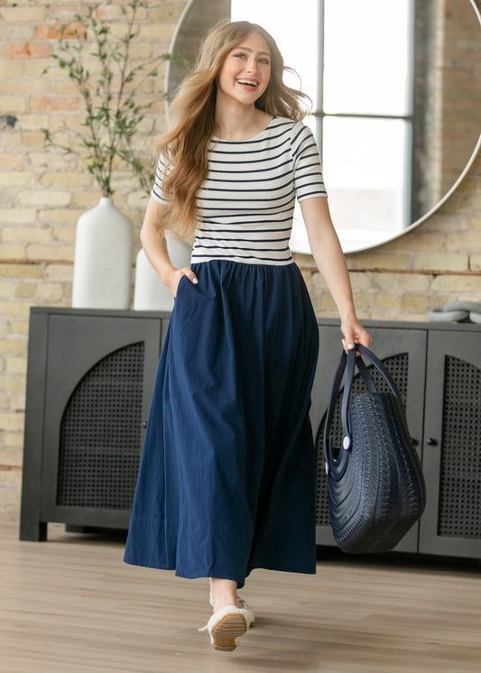 Poplin Knit Mix Short Sleeve Maxi Dress