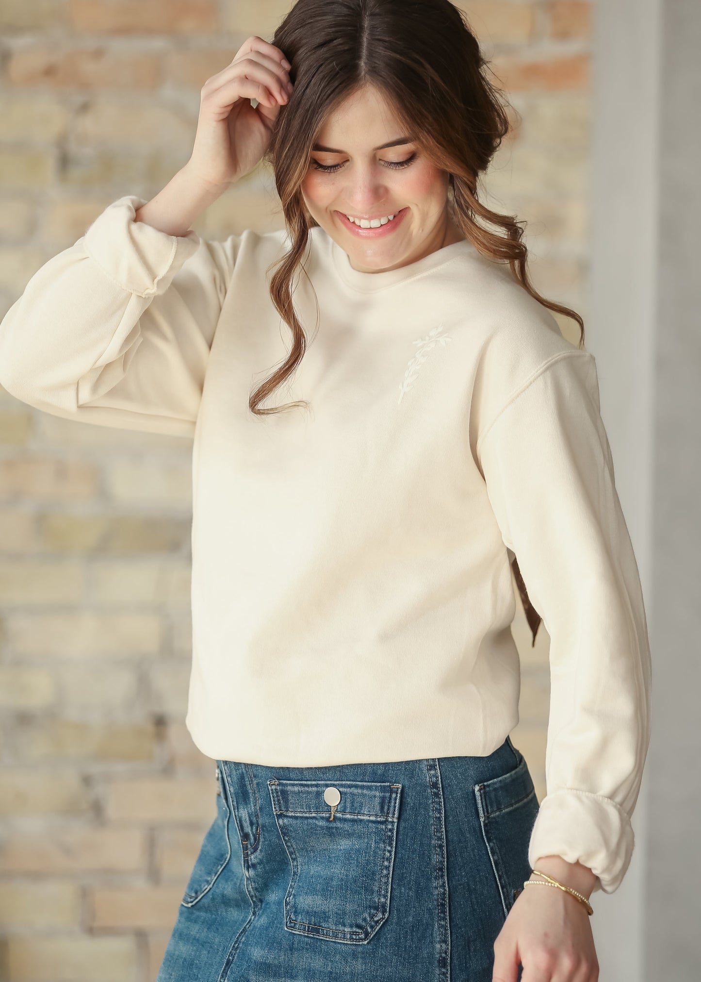 Puff Flower Cross Pullover Sweatshirt