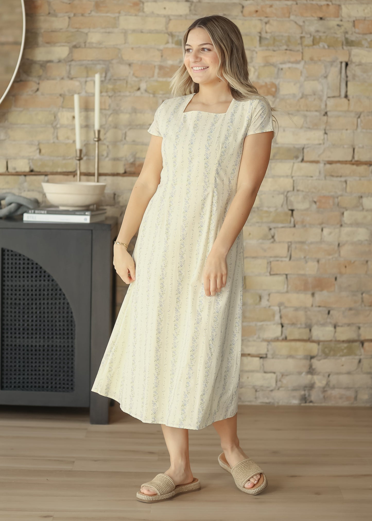 Reece Short Sleeve Straight Fit Midi Dress