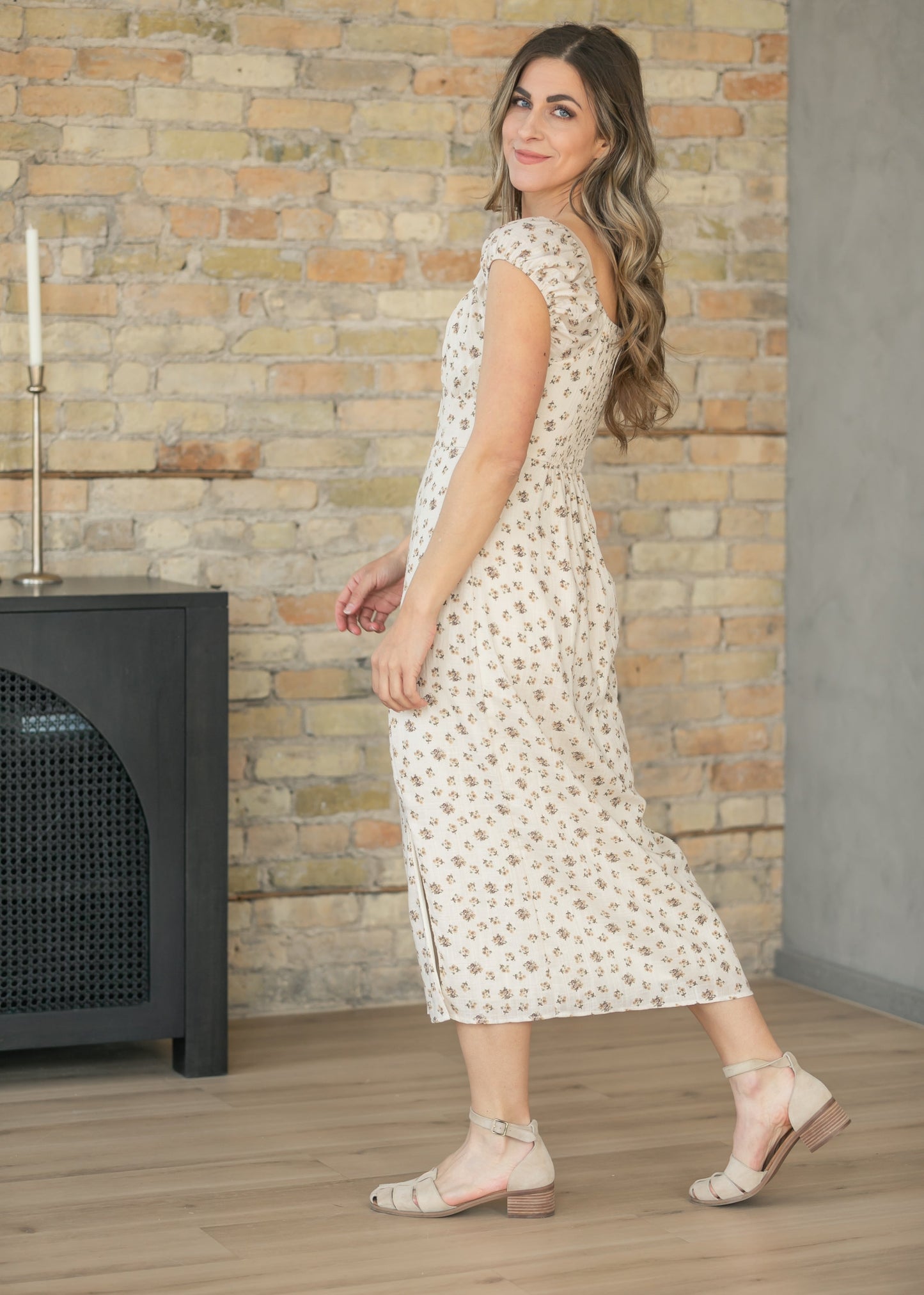 Scoop Neck Cap Sleeve Maxi Dress