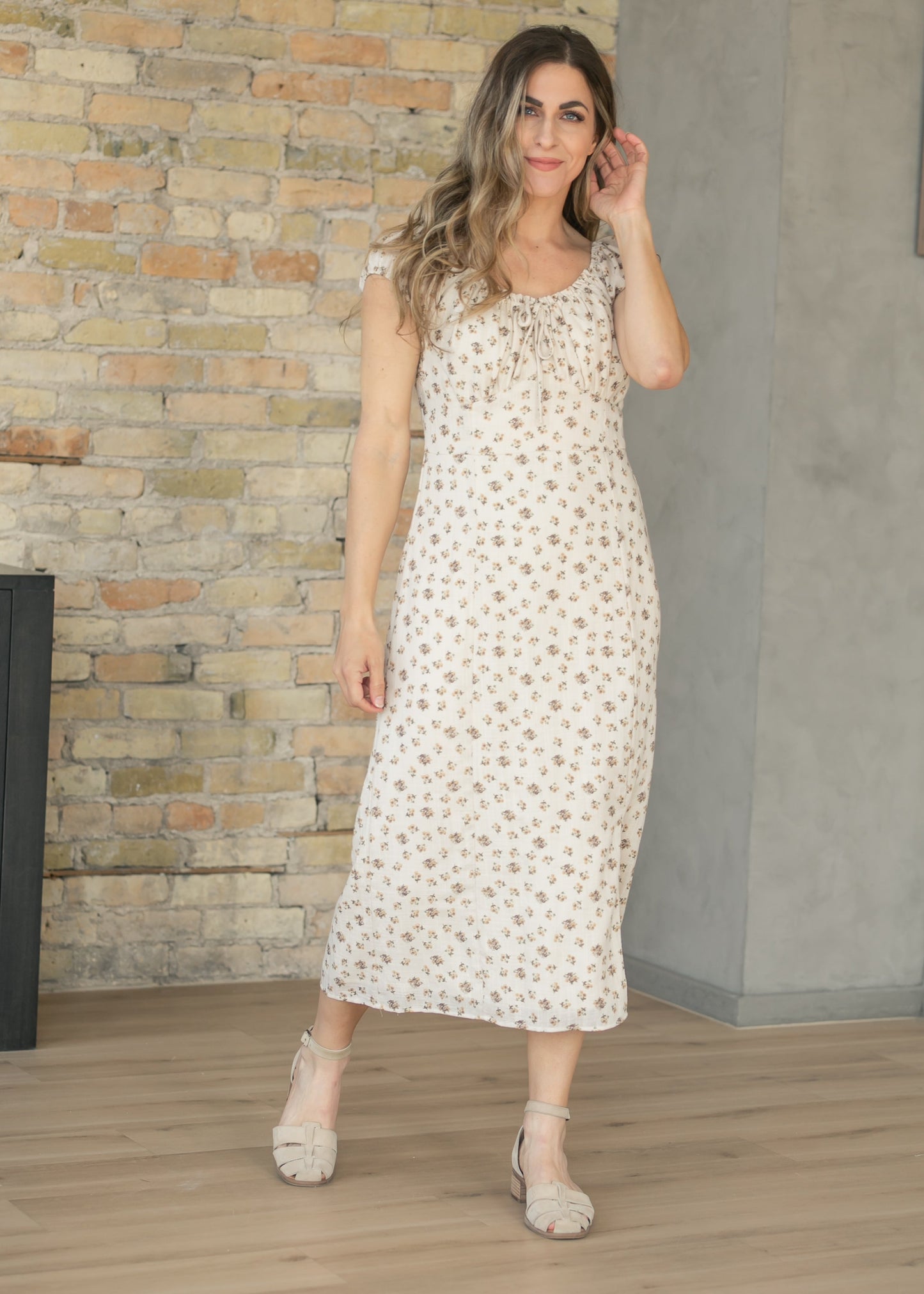 Scoop Neck Cap Sleeve Maxi Dress