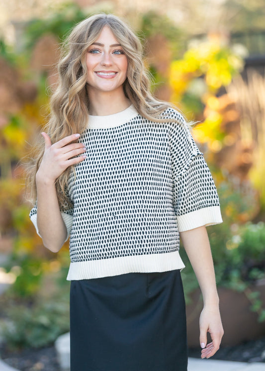 Short Sleeve Drop Shoulder Knit Top