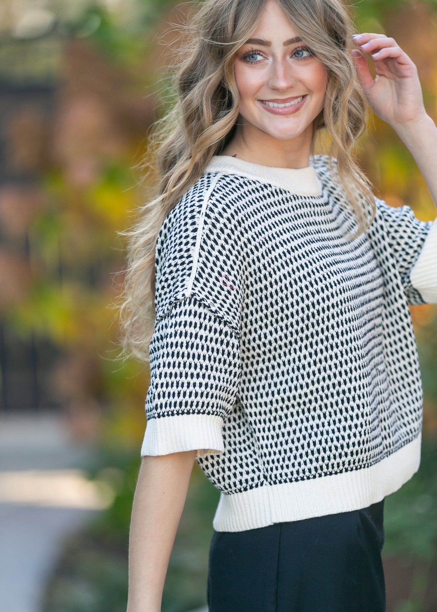 Short Sleeve Drop Shoulder Knit Top