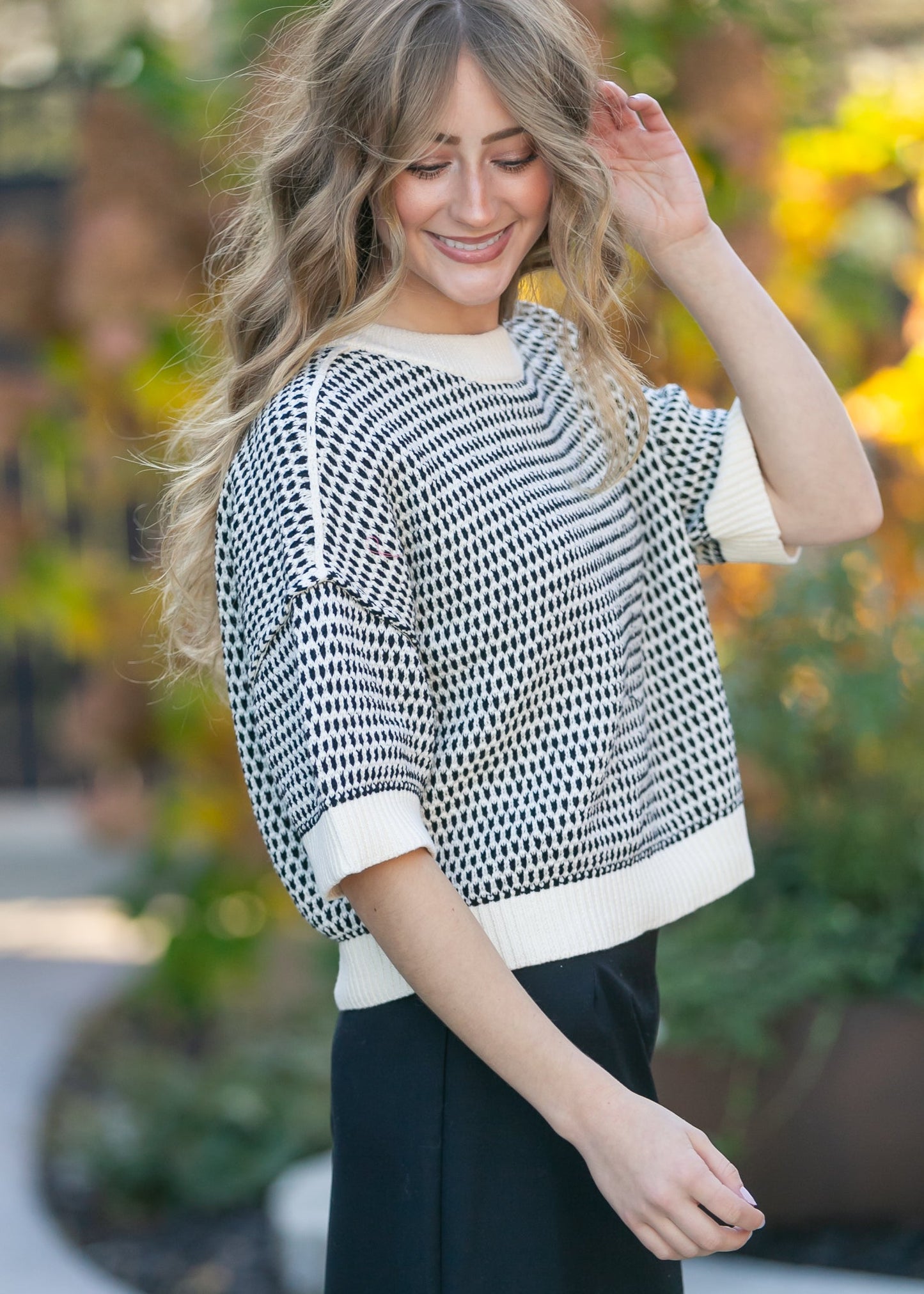 Short Sleeve Drop Shoulder Knit Top