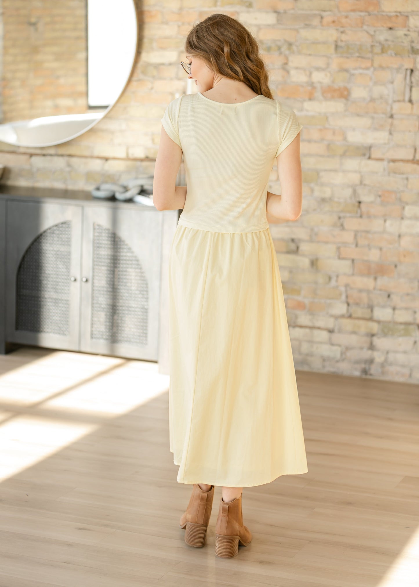 Short Sleeve Mixed Media Midi Dress