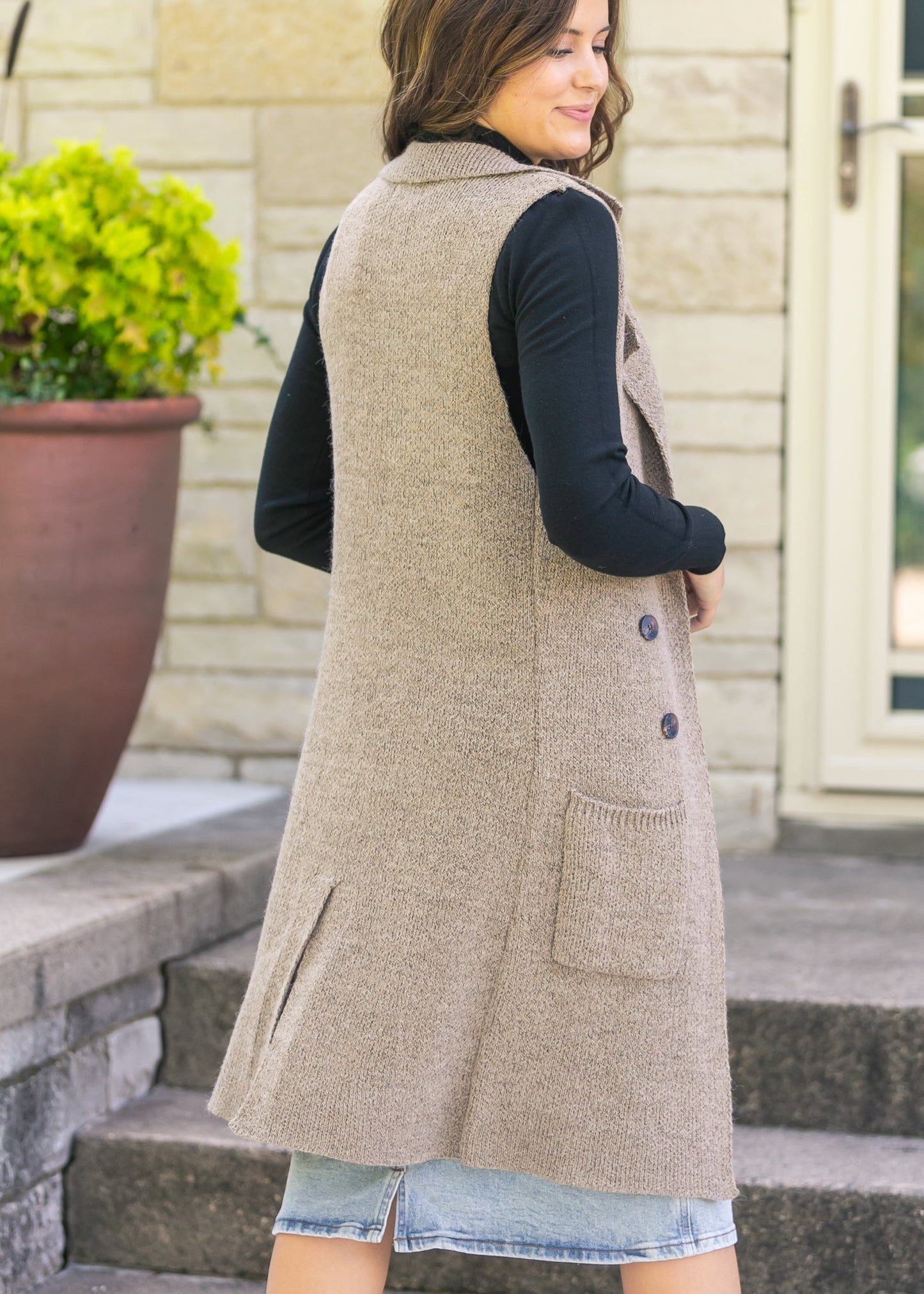Sleeveless Notched Collar Long Sweater Vest