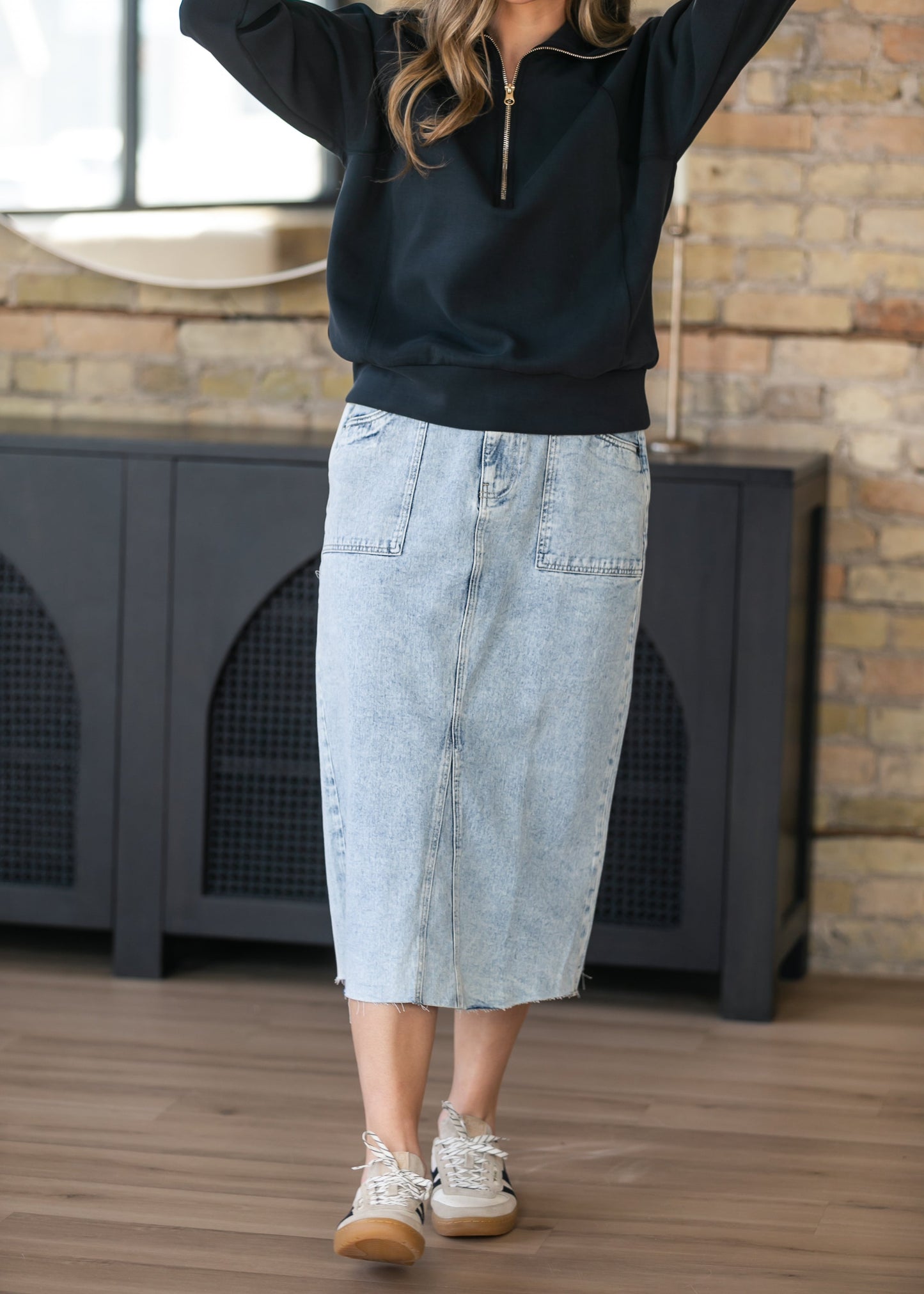 Square Pocket Denim Midi Skirt