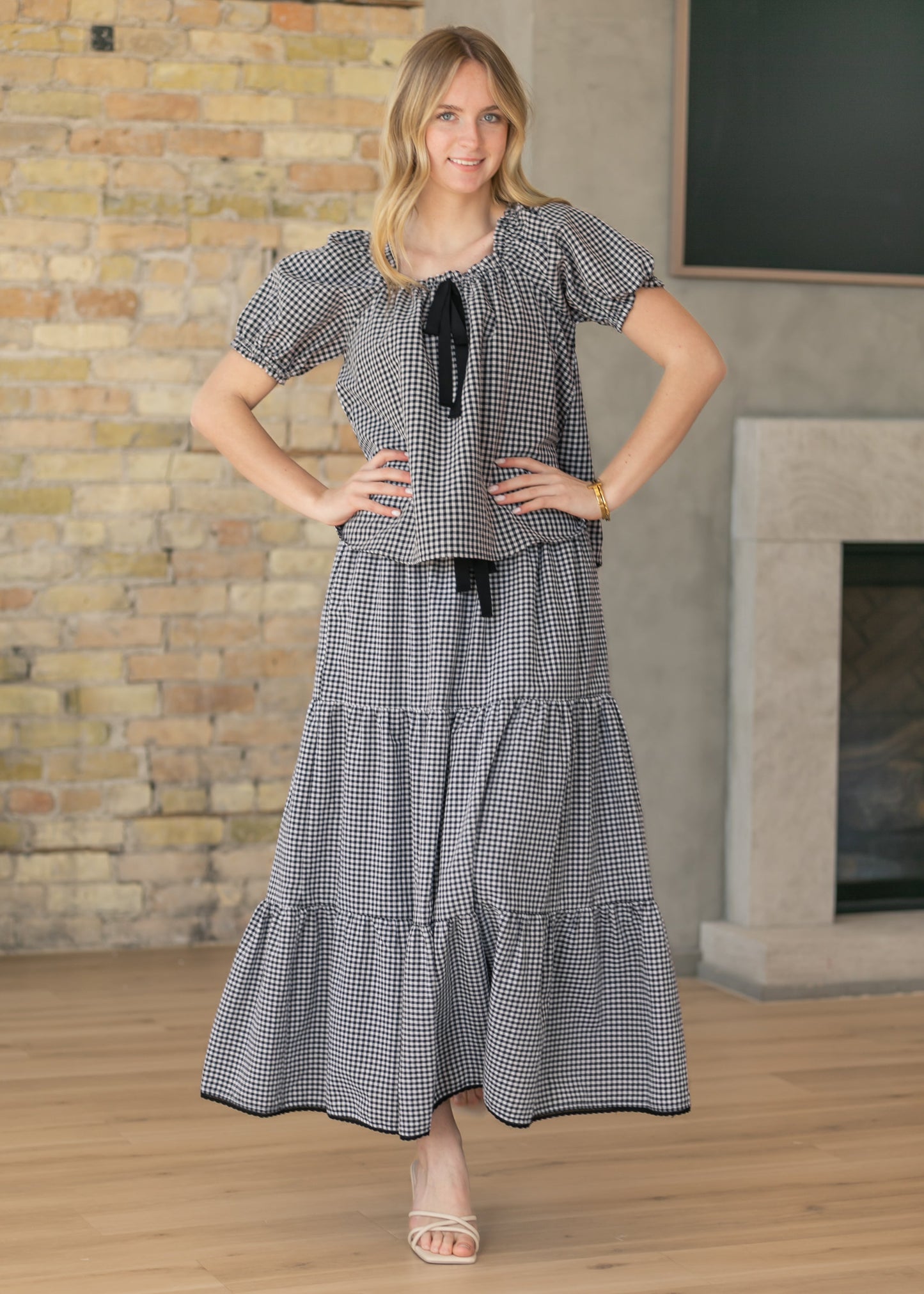 Square Ruffle Collar Gingham Top