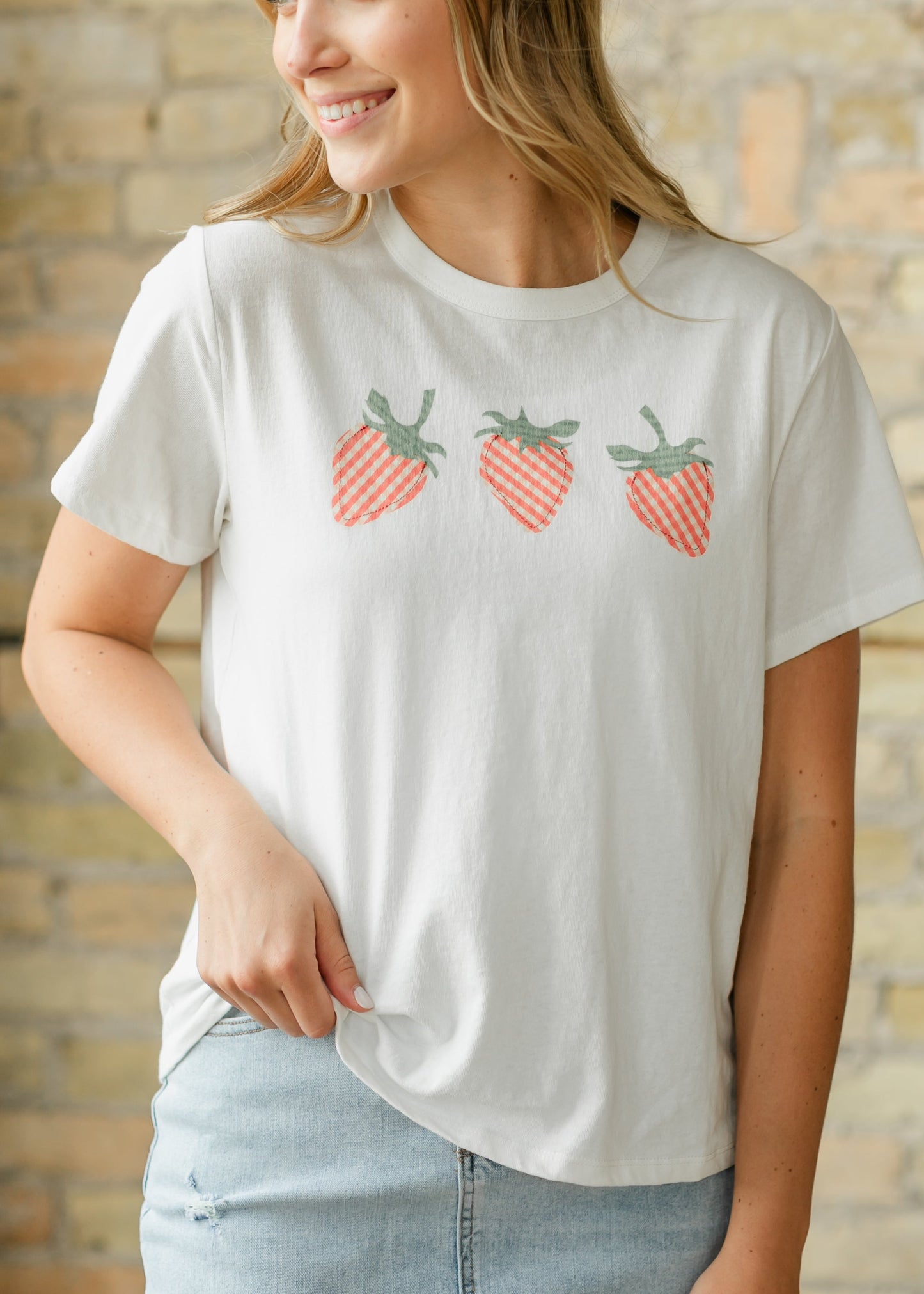 Strawberry Graphic Short Sleeve Tee - FINAL SALE