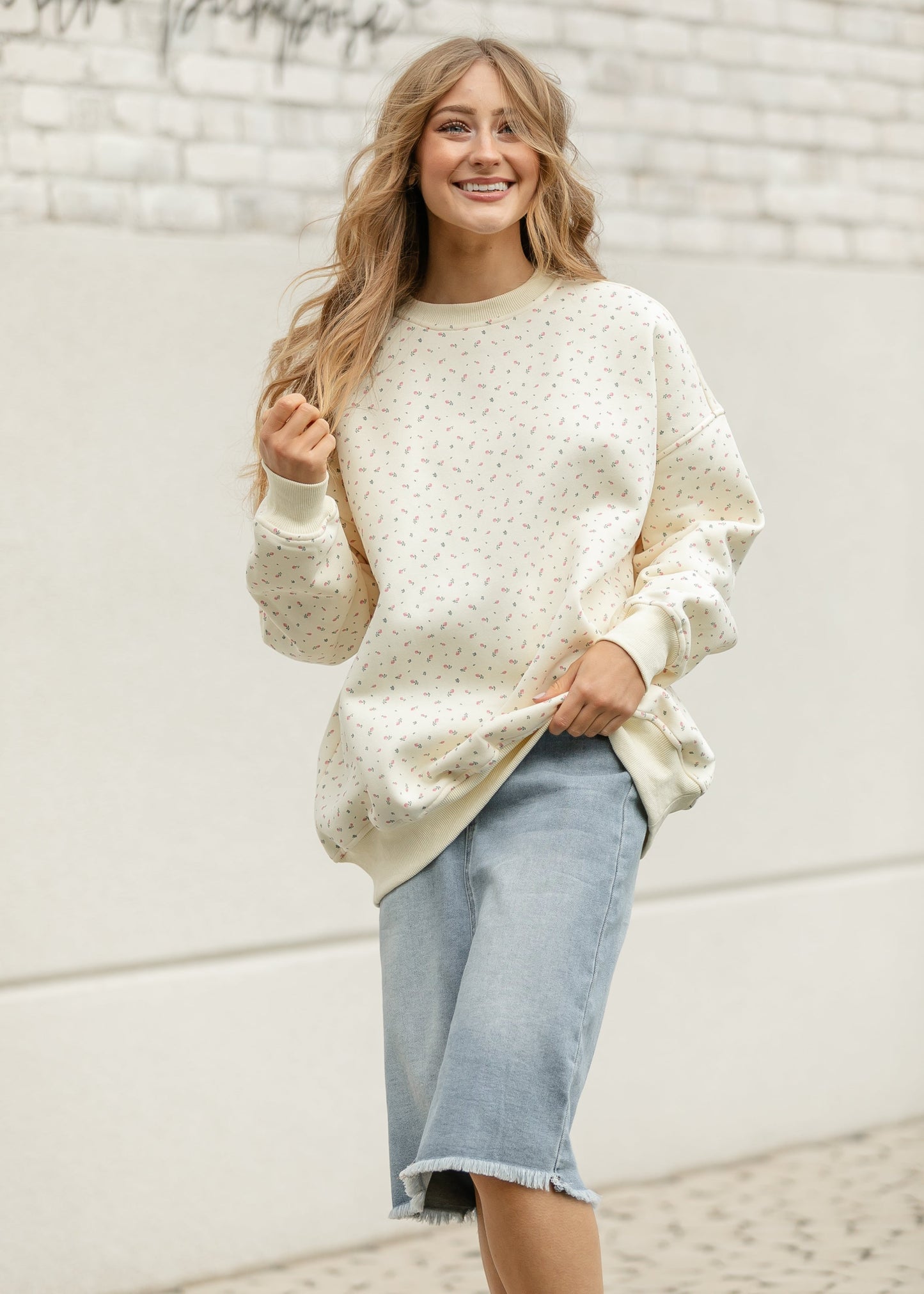 Sunkissed Cream Floral Pullover Sweatshirt